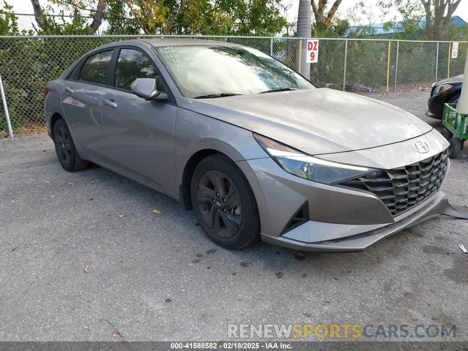 1 Photograph of a damaged car KMHLM4AG8PU436114 HYUNDAI ELANTRA 2023