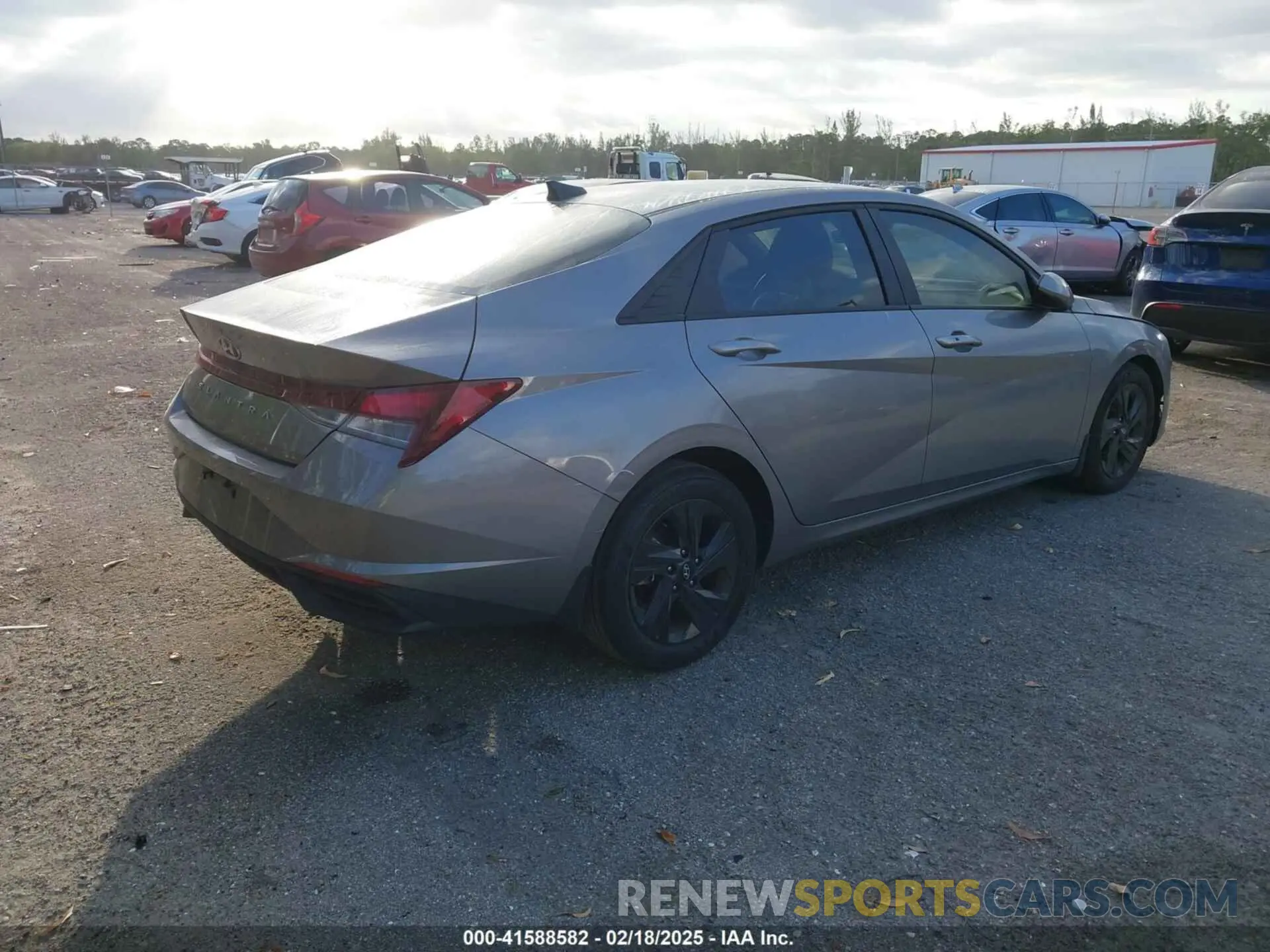 4 Photograph of a damaged car KMHLM4AG8PU436114 HYUNDAI ELANTRA 2023