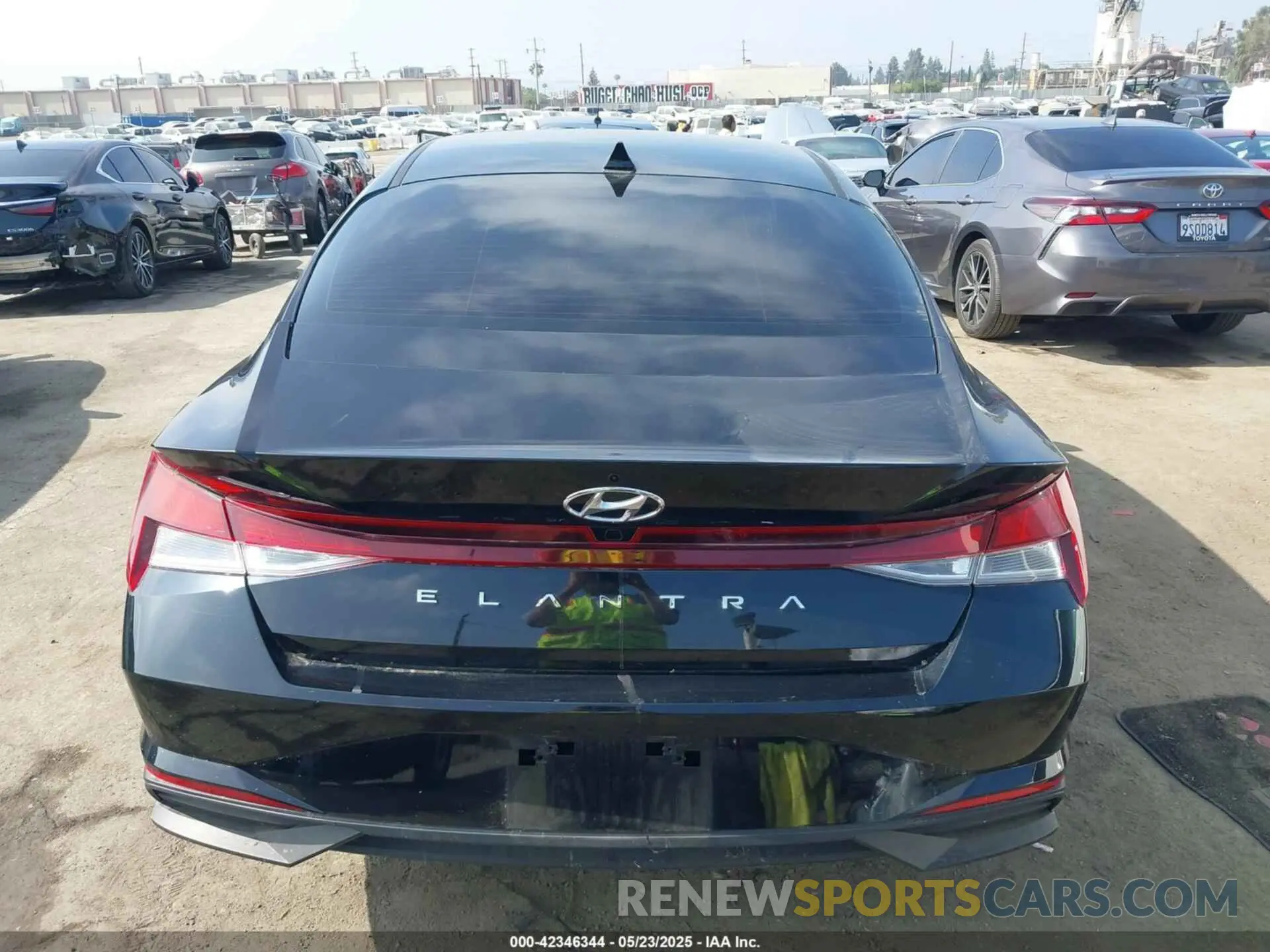 16 Photograph of a damaged car KMHLM4AG8PU577829 HYUNDAI ELANTRA 2023