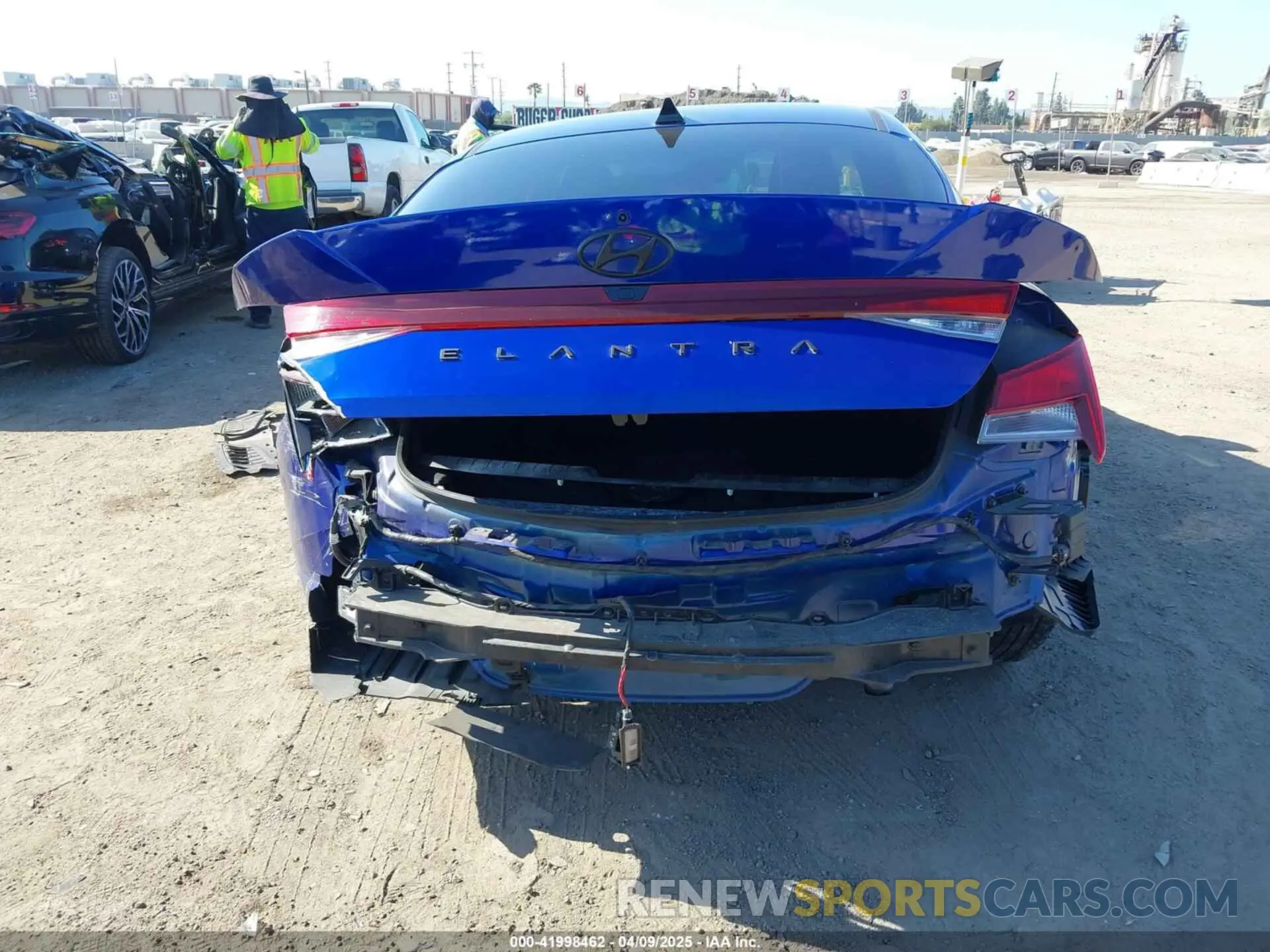 17 Photograph of a damaged car KMHLM4AG9PU436333 HYUNDAI ELANTRA 2023
