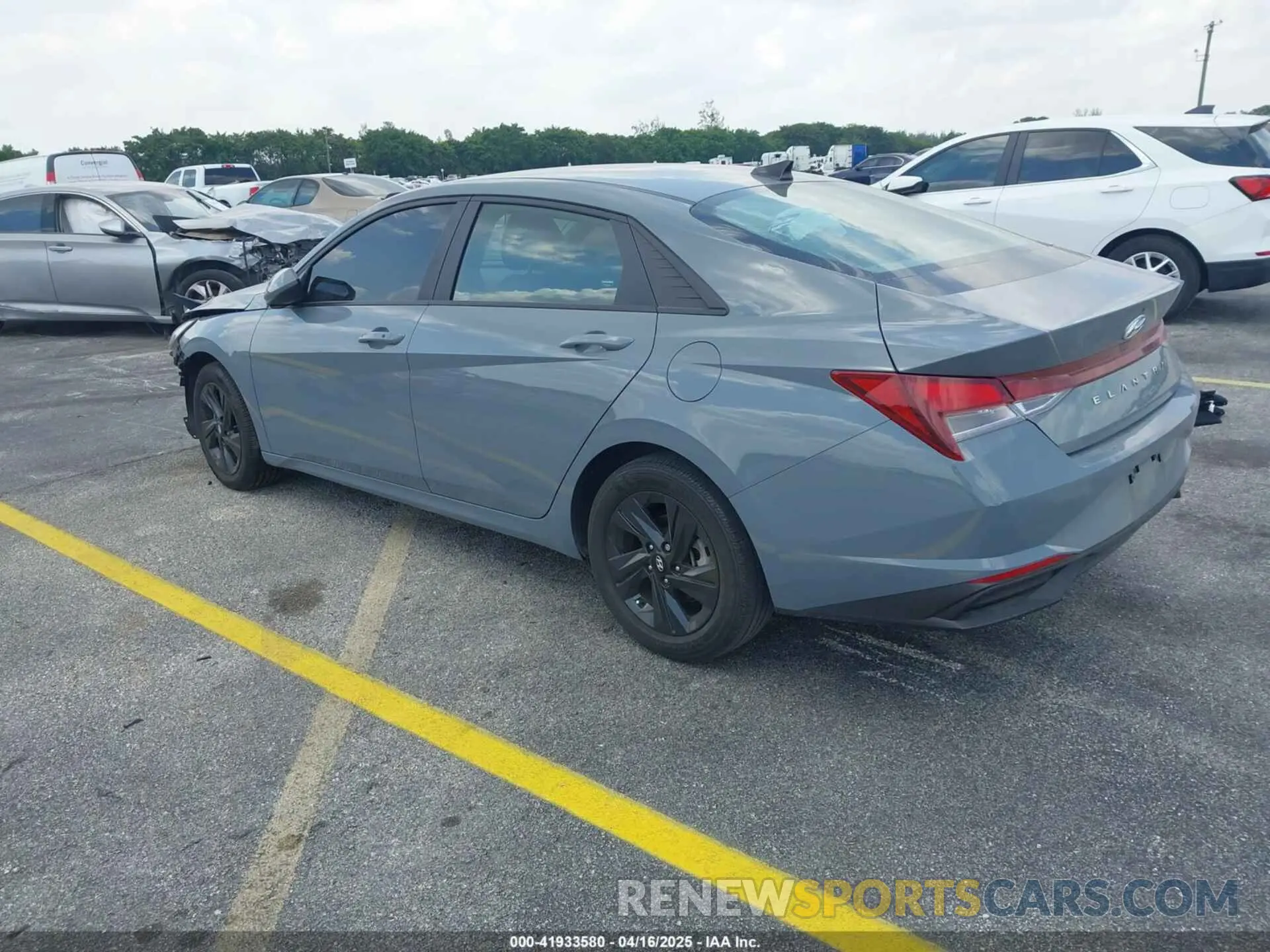 3 Photograph of a damaged car KMHLM4AG9PU444013 HYUNDAI ELANTRA 2023