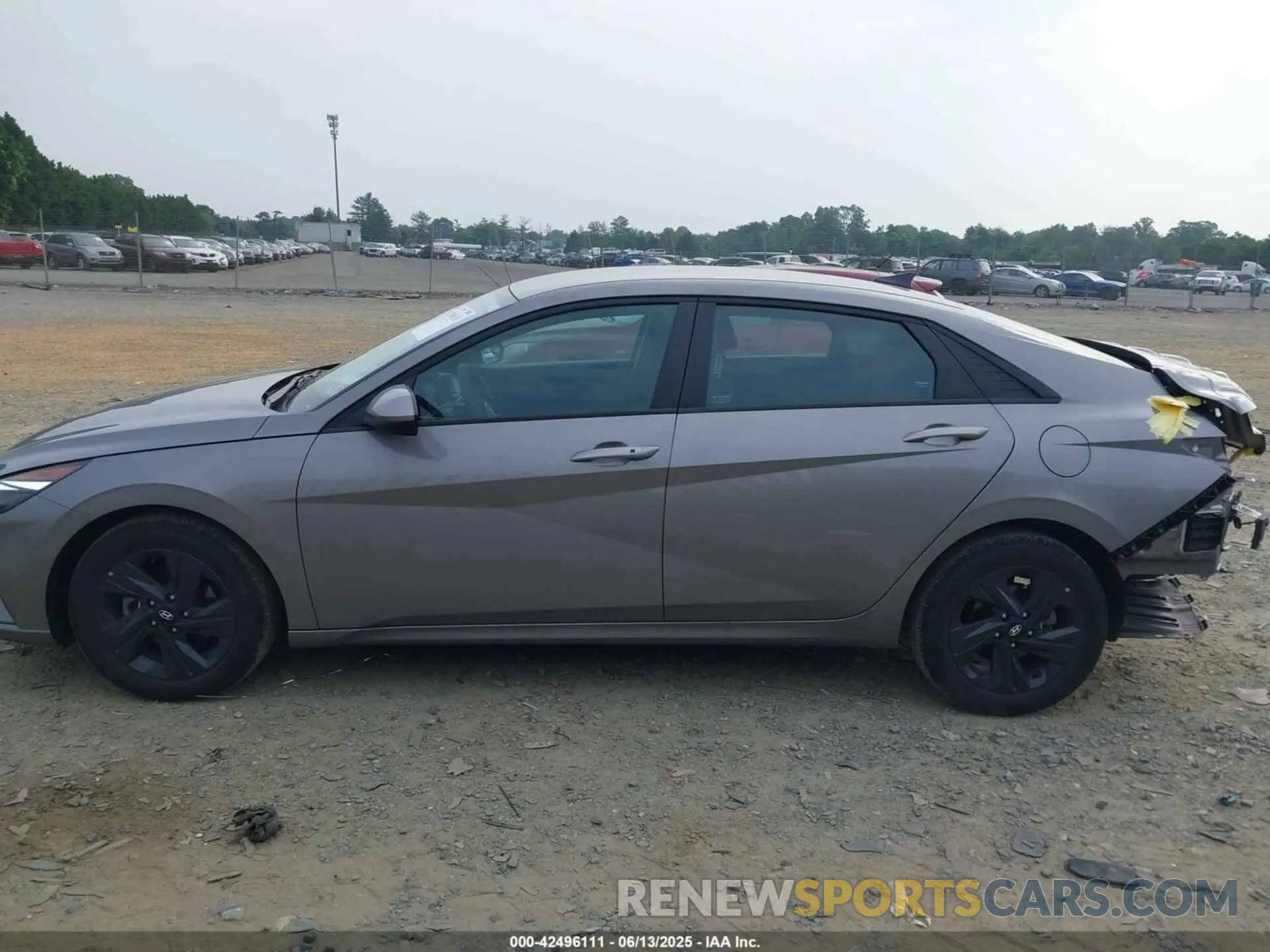 14 Photograph of a damaged car KMHLM4AG9PU586152 HYUNDAI ELANTRA 2023