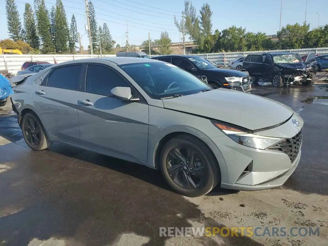 4 Photograph of a damaged car KMHLM4AGXPU443131 HYUNDAI ELANTRA 2023
