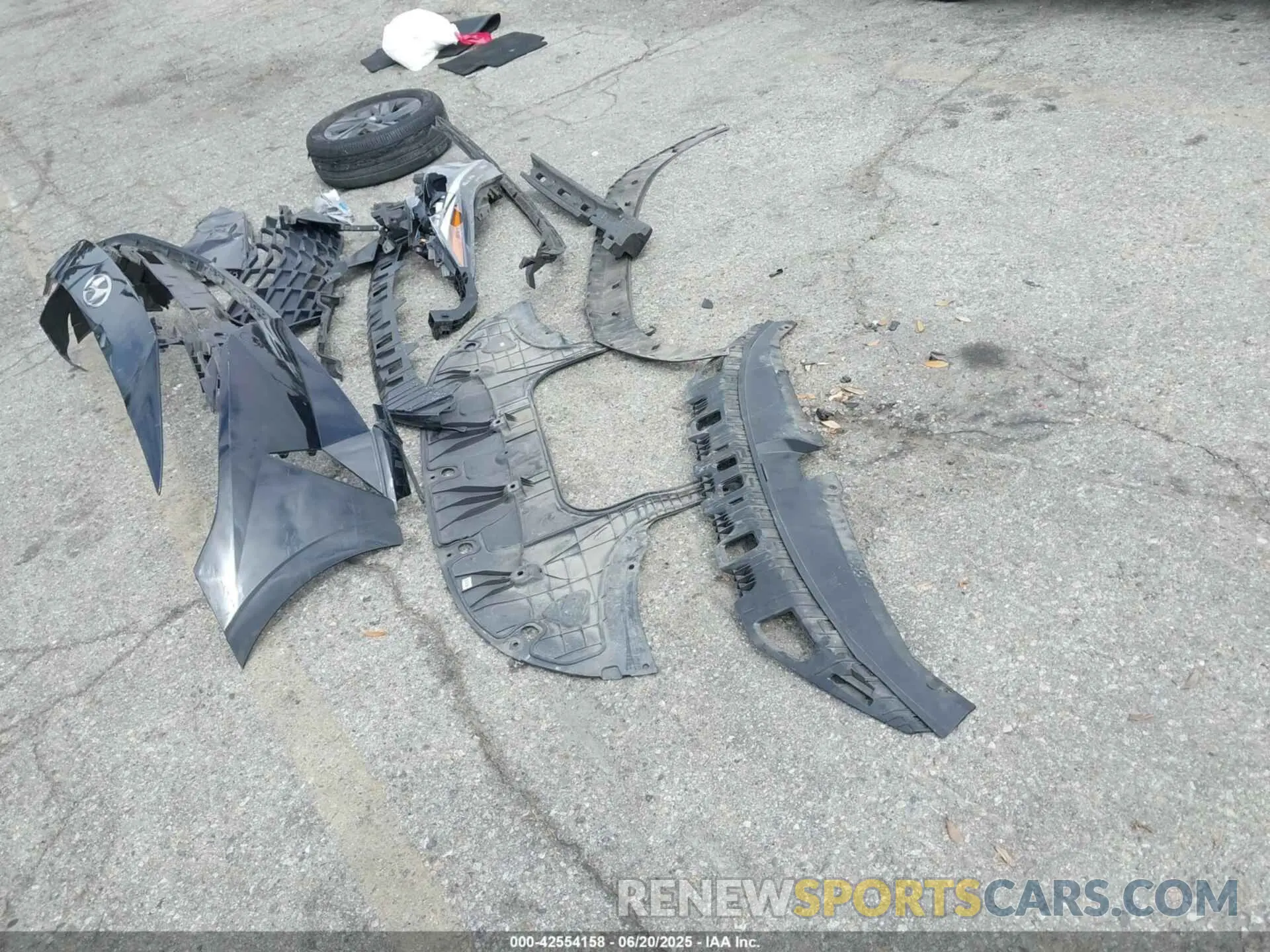 12 Photograph of a damaged car KMHLM4AGXPU526350 HYUNDAI ELANTRA 2023