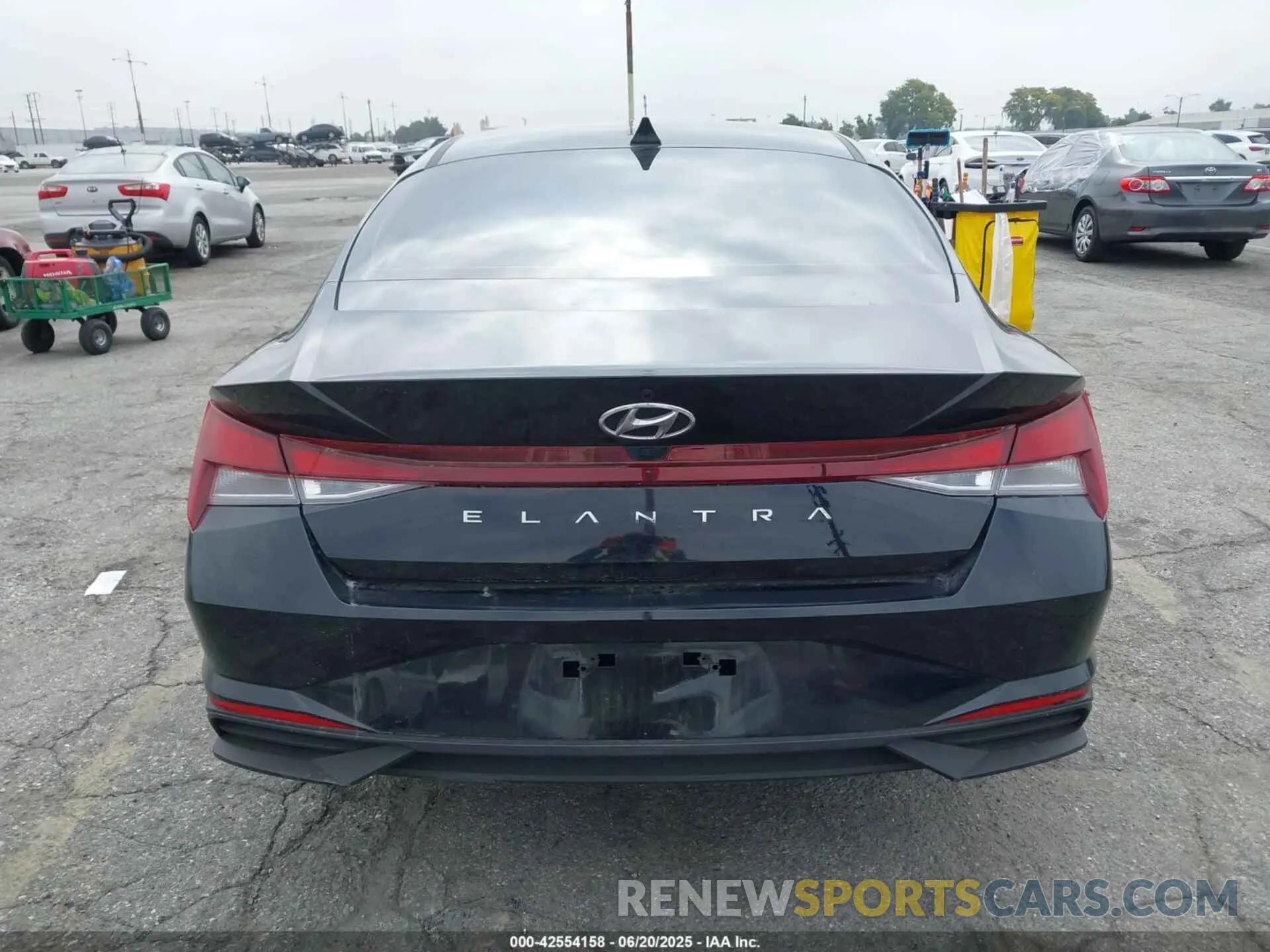 17 Photograph of a damaged car KMHLM4AGXPU526350 HYUNDAI ELANTRA 2023