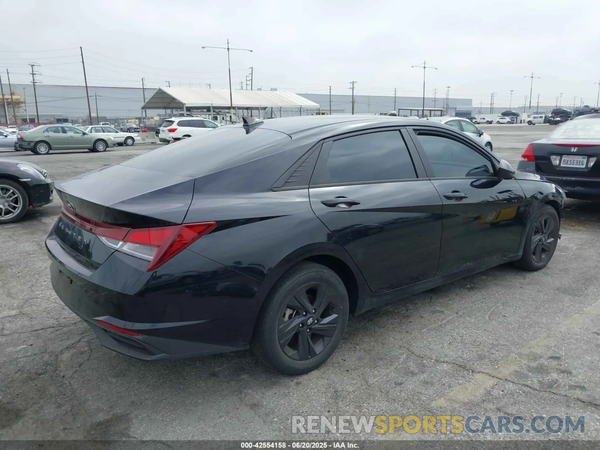 4 Photograph of a damaged car KMHLM4AGXPU526350 HYUNDAI ELANTRA 2023