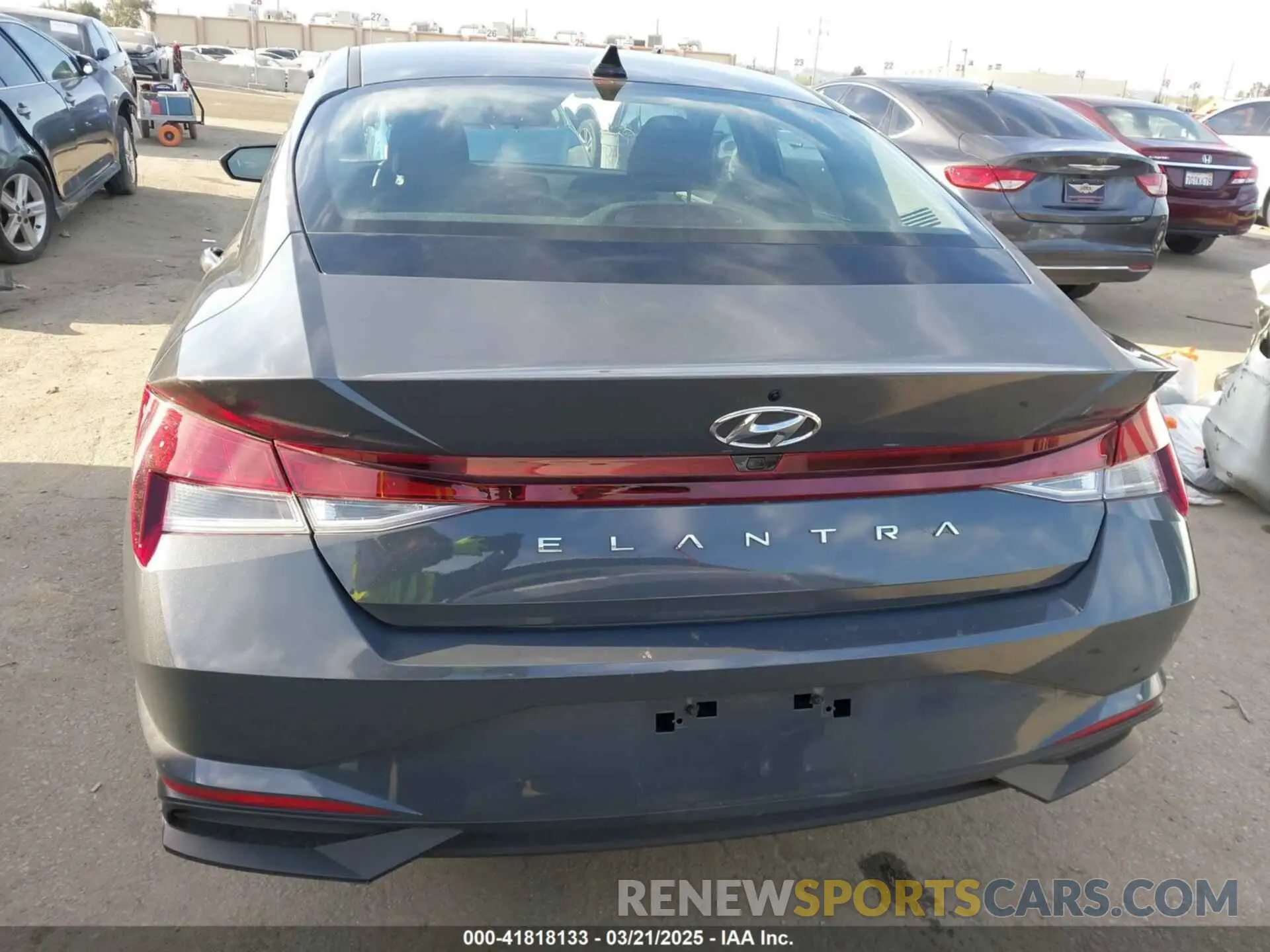 17 Photograph of a damaged car KMHLM4AGXPU595183 HYUNDAI ELANTRA 2023
