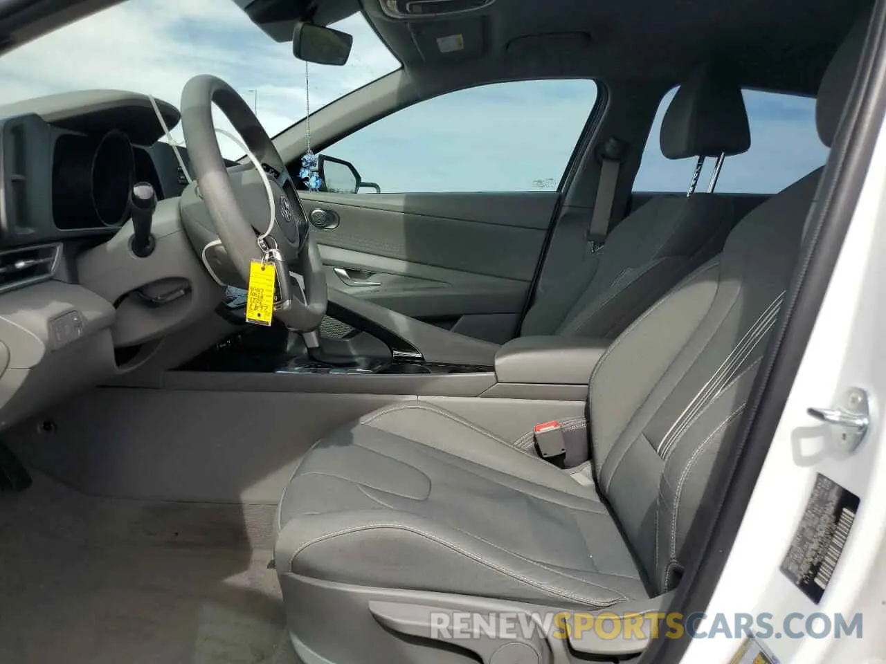 7 Photograph of a damaged car KMHLM4AJ4PU075265 HYUNDAI ELANTRA 2023