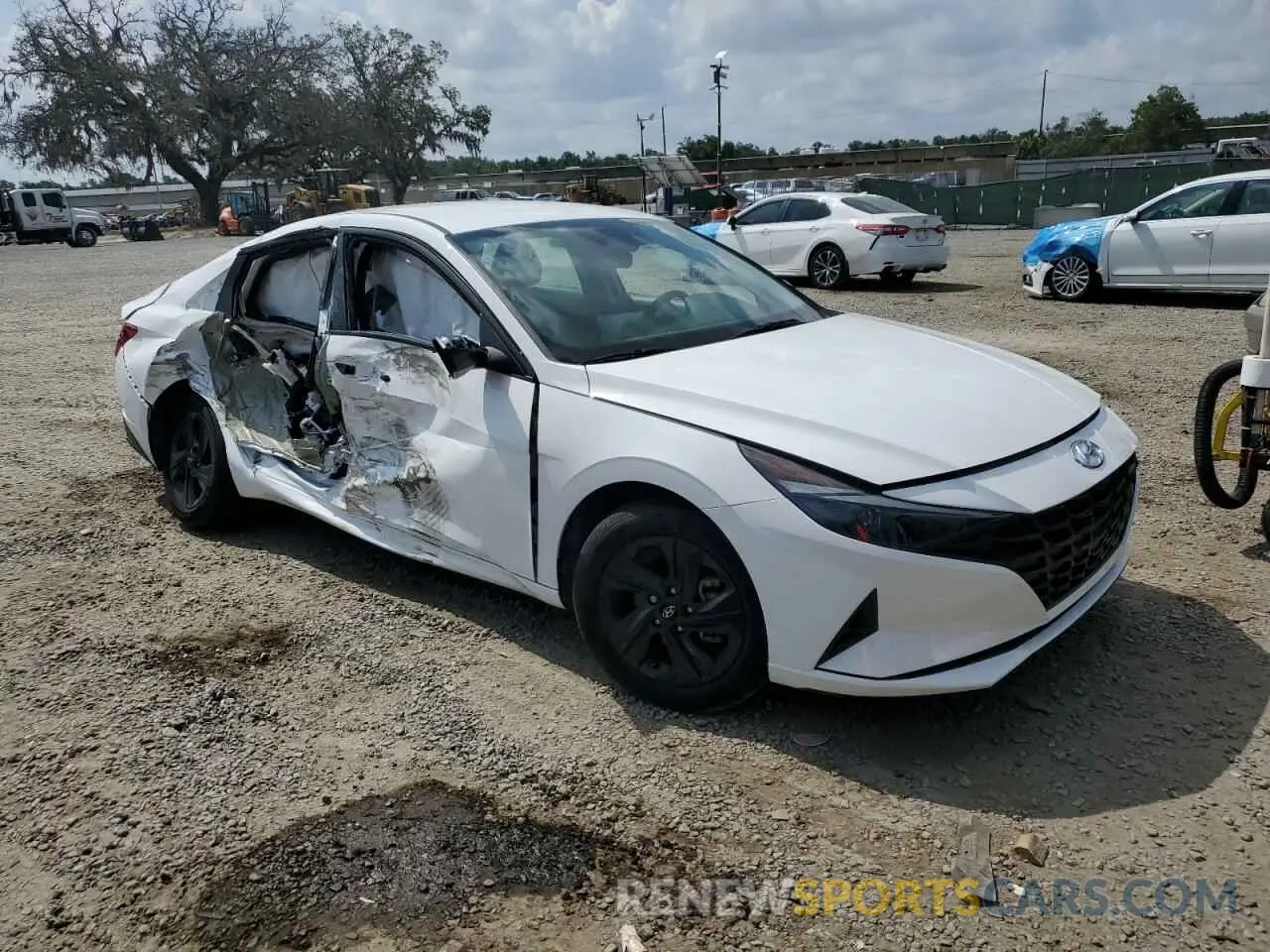 4 Photograph of a damaged car KMHLM4AJ4PU077744 HYUNDAI ELANTRA 2023