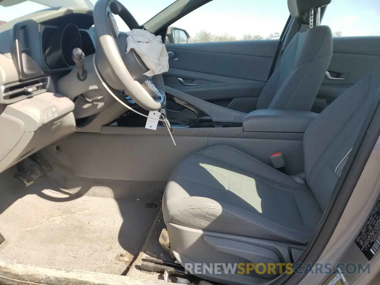 7 Photograph of a damaged car KMHLM4AJ9PU082843 HYUNDAI ELANTRA 2023