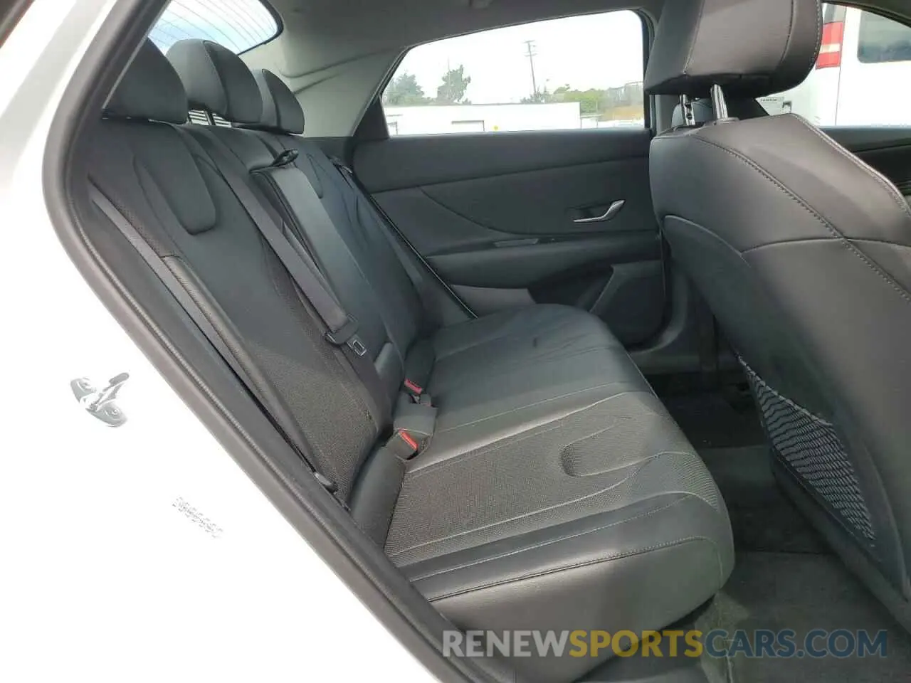 10 Photograph of a damaged car KMHLN4AJ6PU083039 HYUNDAI ELANTRA 2023