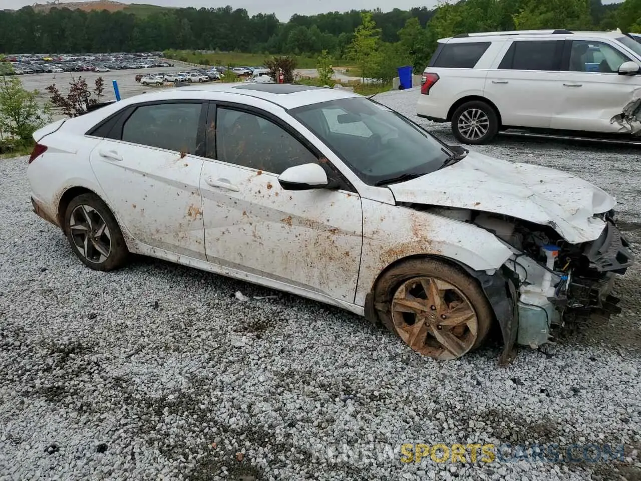 4 Photograph of a damaged car KMHLN4AJ9PU054991 HYUNDAI ELANTRA 2023