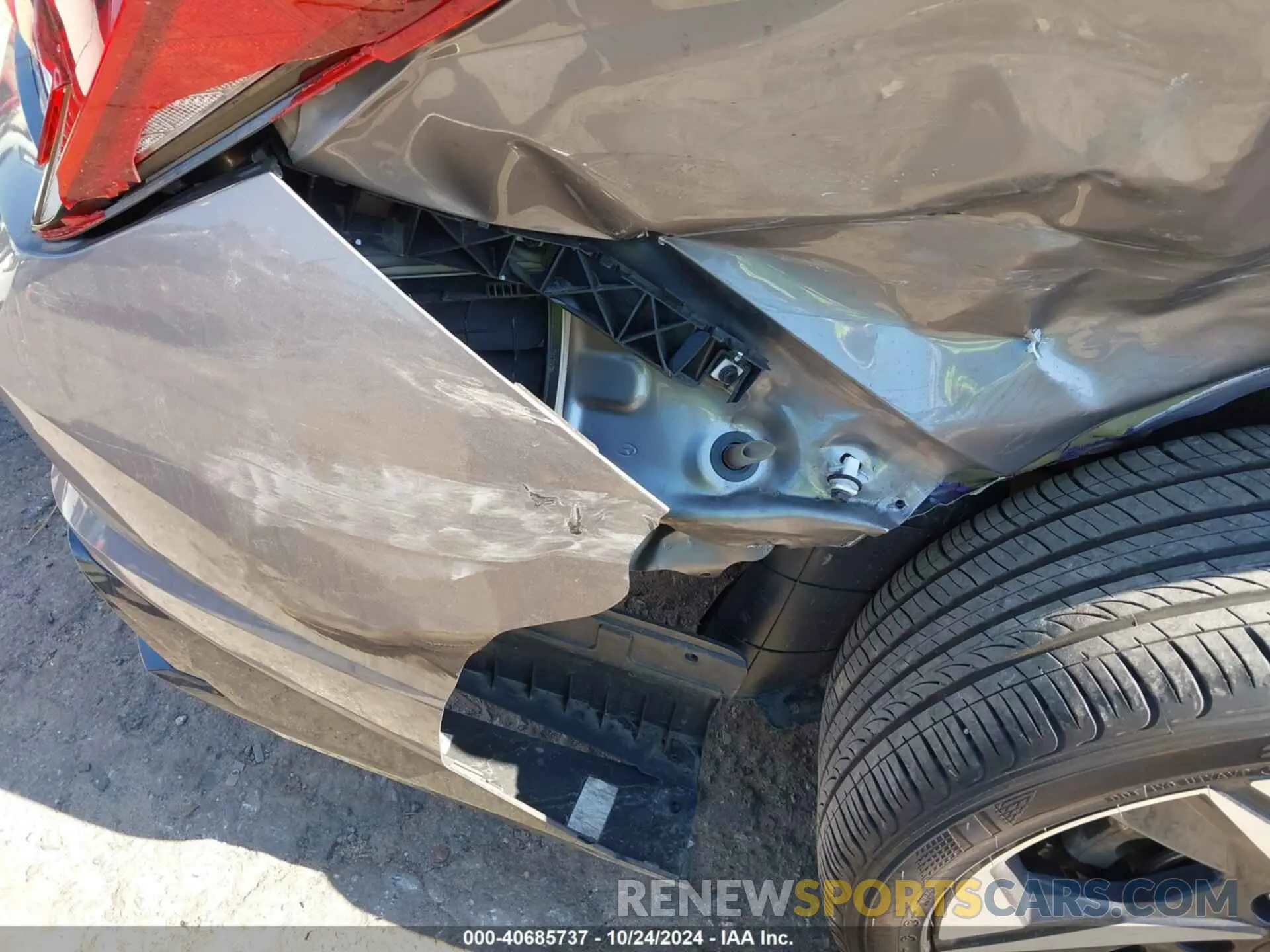 18 Photograph of a damaged car KMHLP4AG0PU607249 HYUNDAI ELANTRA 2023