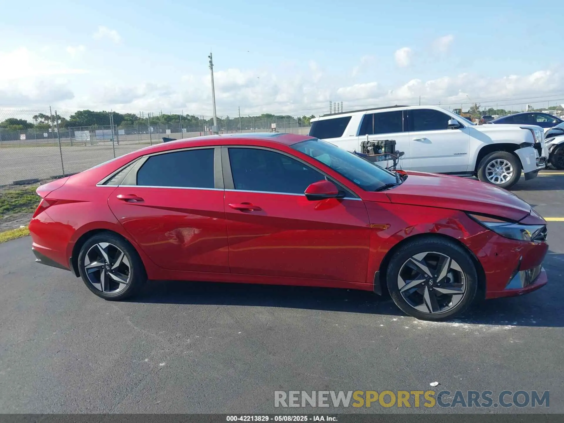 13 Photograph of a damaged car KMHLP4AG2PU458522 HYUNDAI ELANTRA 2023
