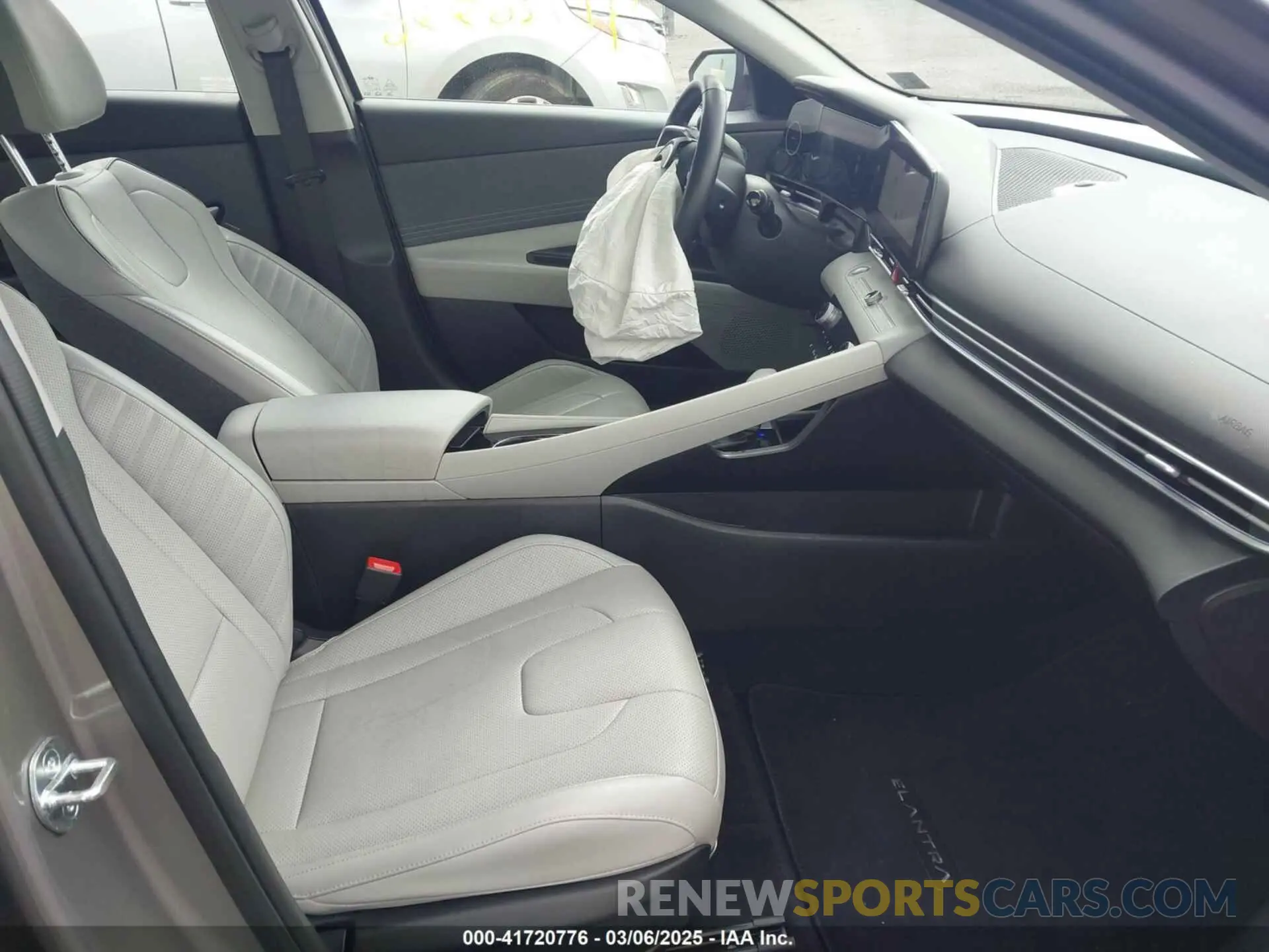 5 Photograph of a damaged car KMHLP4AG2PU485980 HYUNDAI ELANTRA 2023