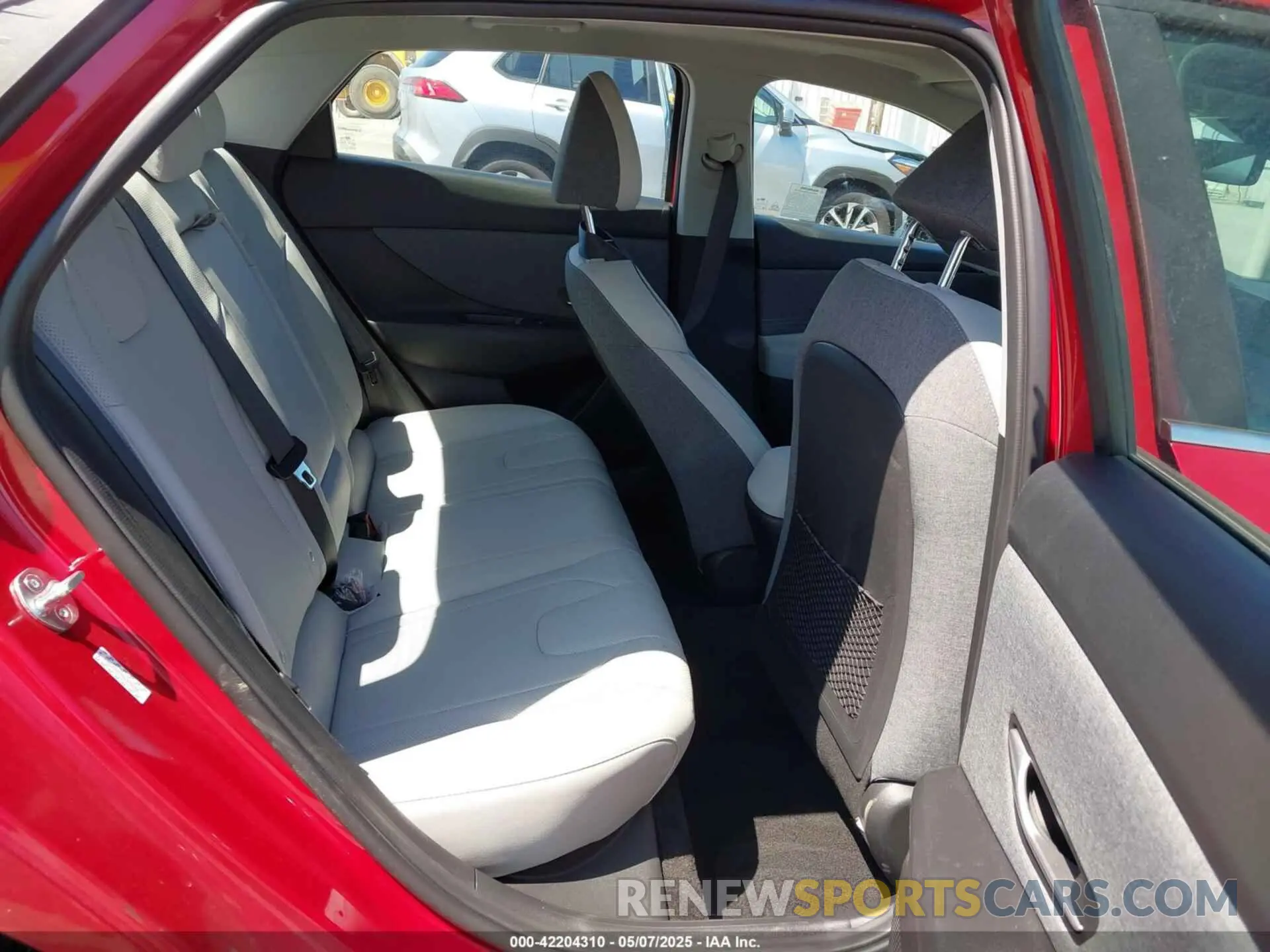 8 Photograph of a damaged car KMHLP4AG5PU479140 HYUNDAI ELANTRA 2023