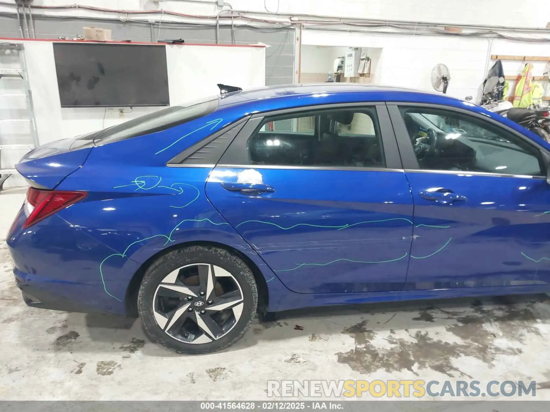 19 Photograph of a damaged car KMHLP4AG5PU482474 HYUNDAI ELANTRA 2023