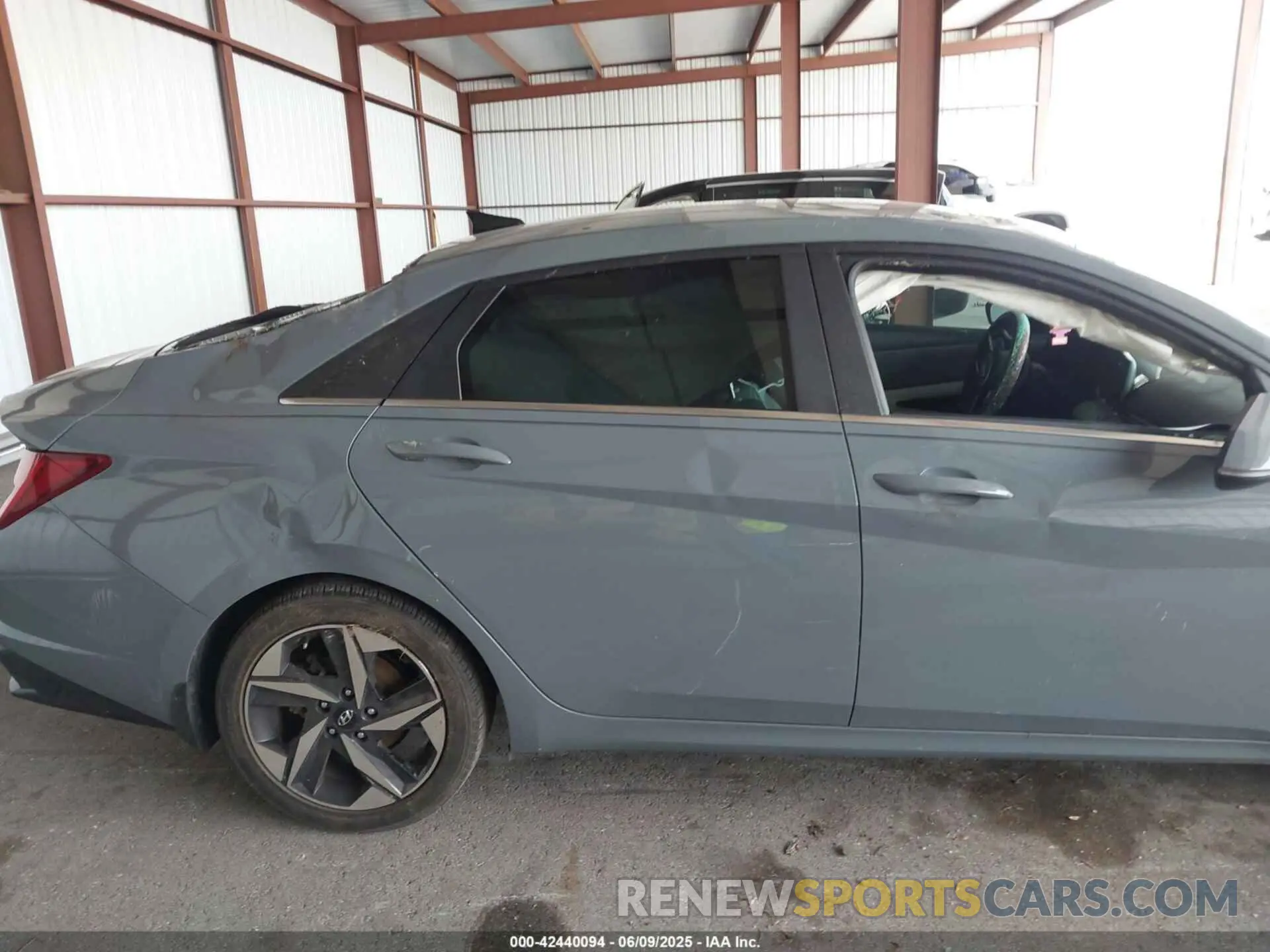 18 Photograph of a damaged car KMHLP4AG7PU427735 HYUNDAI ELANTRA 2023