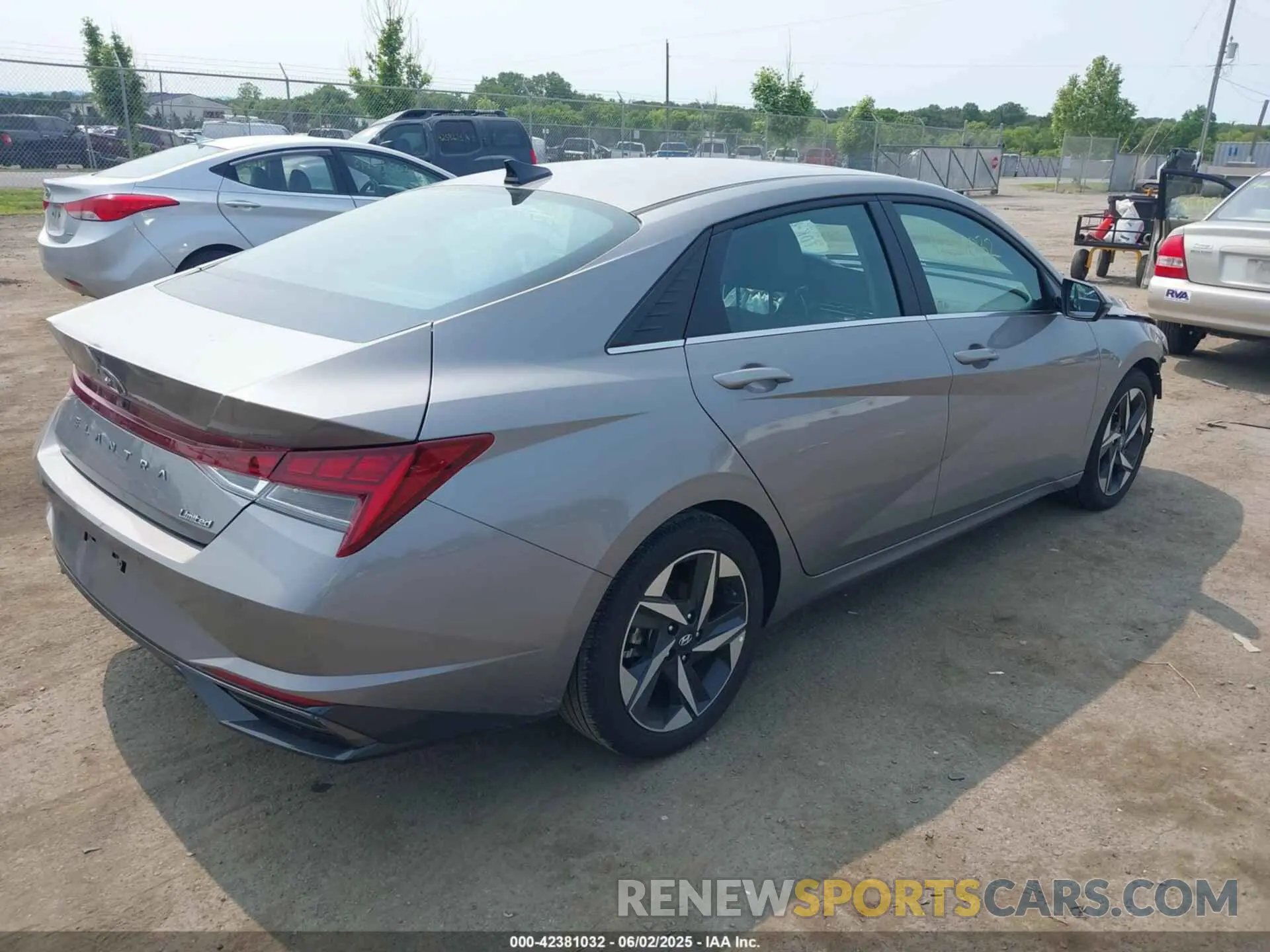 4 Photograph of a damaged car KMHLP4AG9PU429454 HYUNDAI ELANTRA 2023
