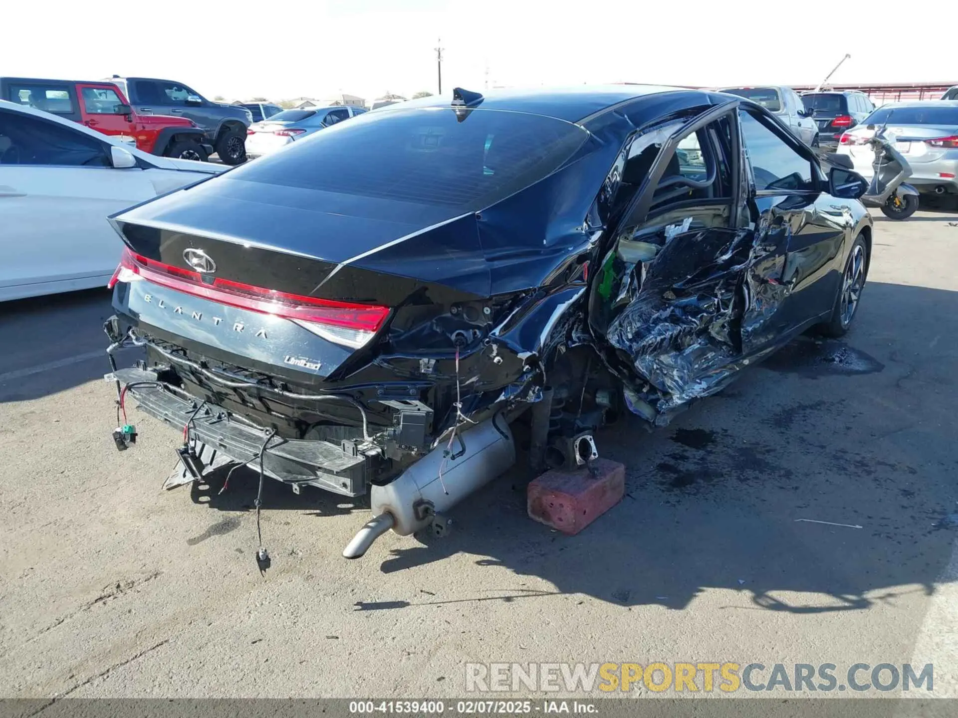 4 Photograph of a damaged car KMHLP4AG9PU505917 HYUNDAI ELANTRA 2023
