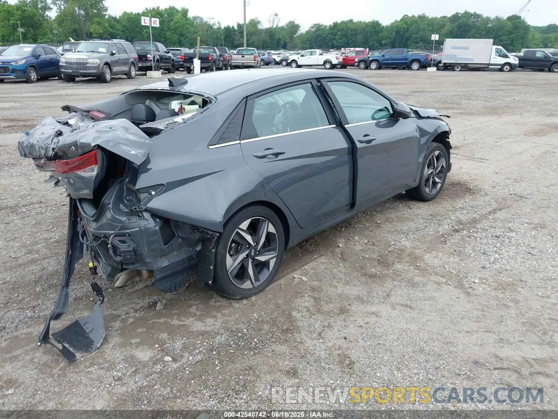 4 Photograph of a damaged car KMHLP4AG9PU625815 HYUNDAI ELANTRA 2023