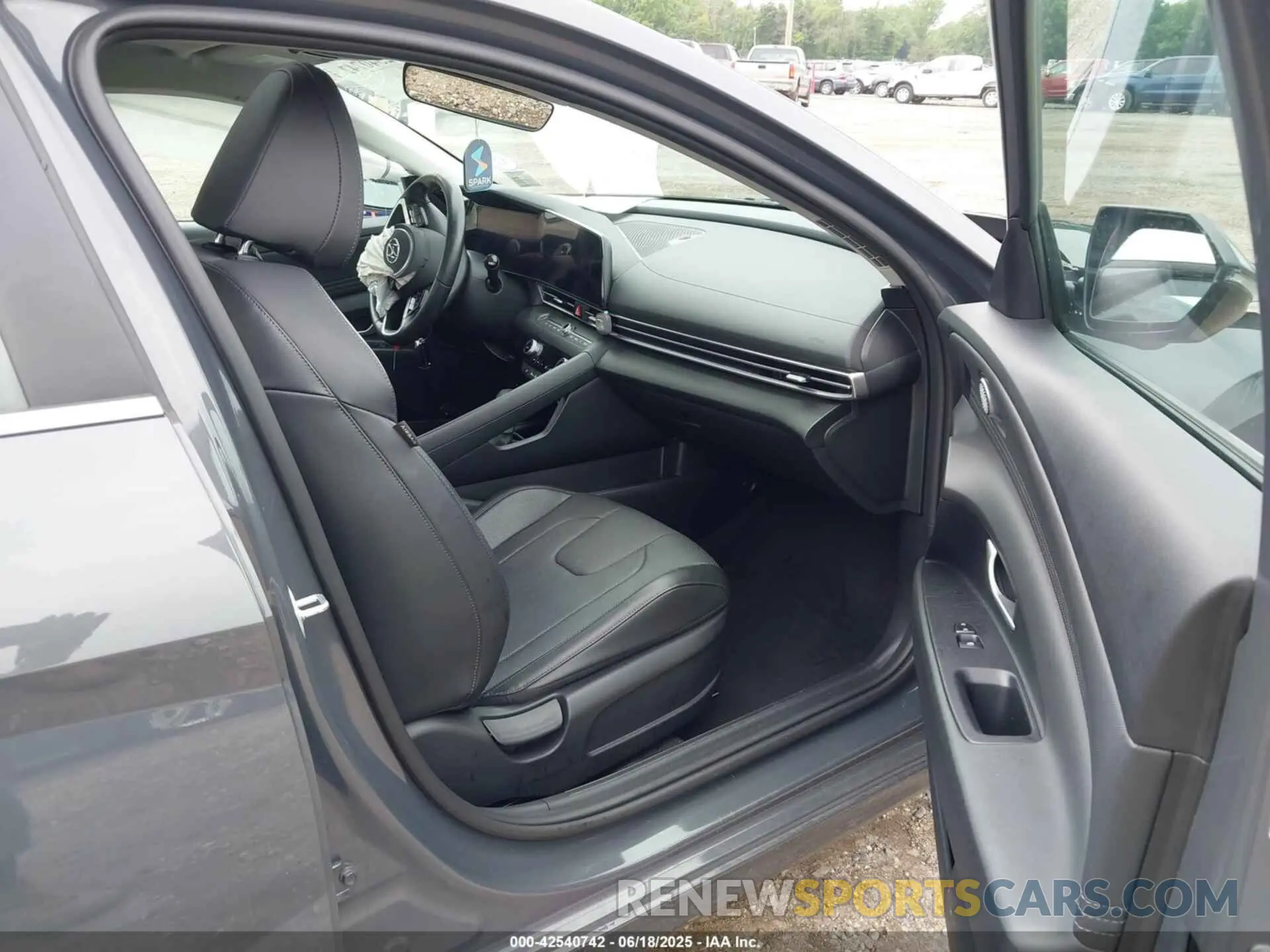 5 Photograph of a damaged car KMHLP4AG9PU625815 HYUNDAI ELANTRA 2023