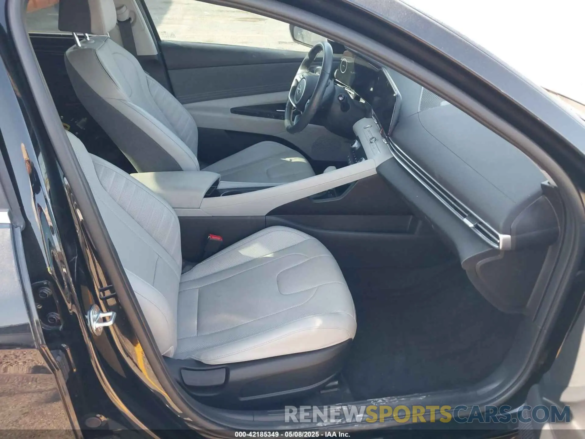 5 Photograph of a damaged car KMHLP4AGXPU457053 HYUNDAI ELANTRA 2023