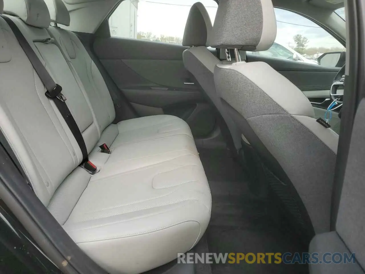10 Photograph of a damaged car KMHLP4AGXPU473480 HYUNDAI ELANTRA 2023