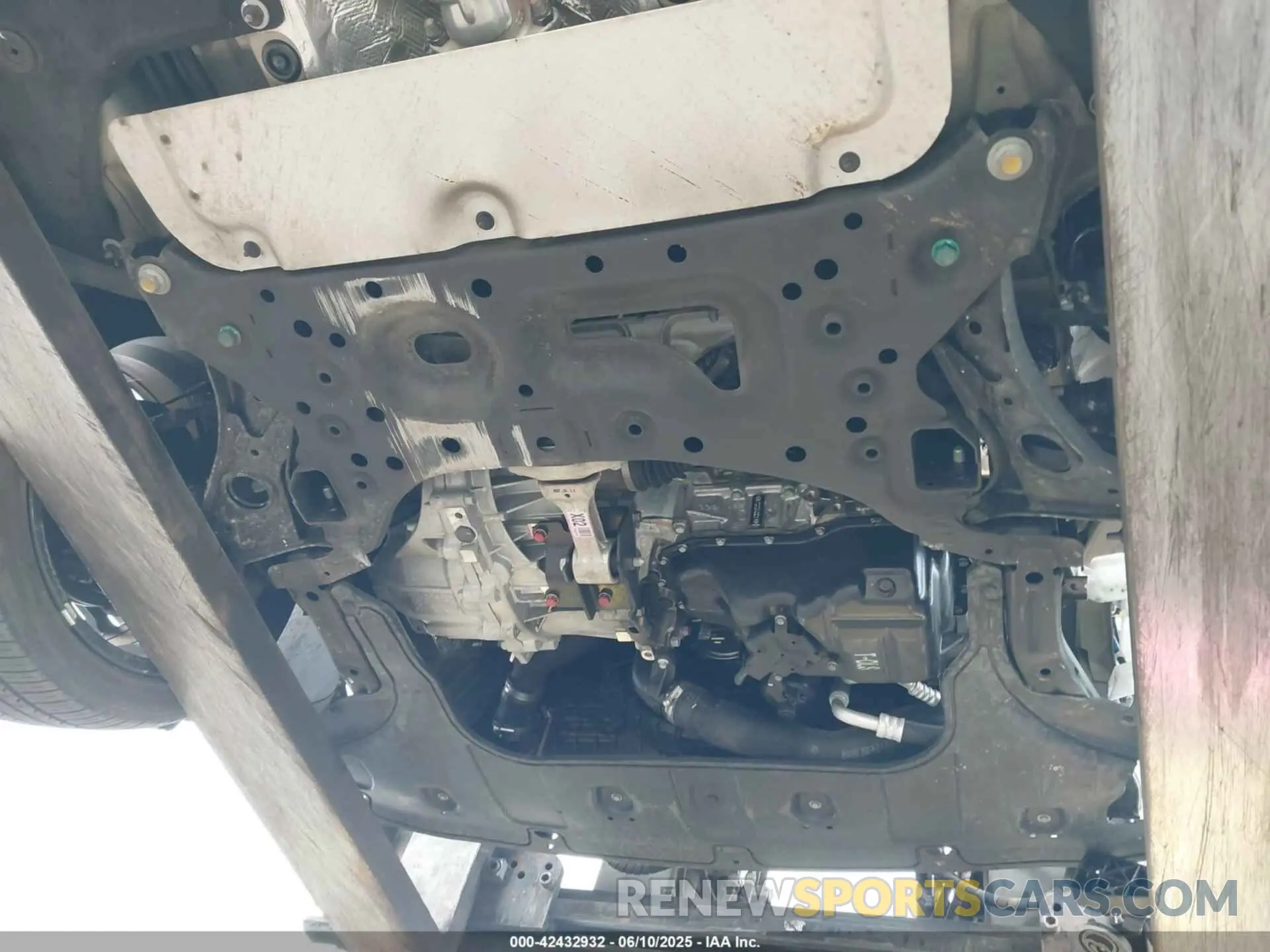 18 Photograph of a damaged car KMHLR4AF2PU476018 HYUNDAI ELANTRA 2023