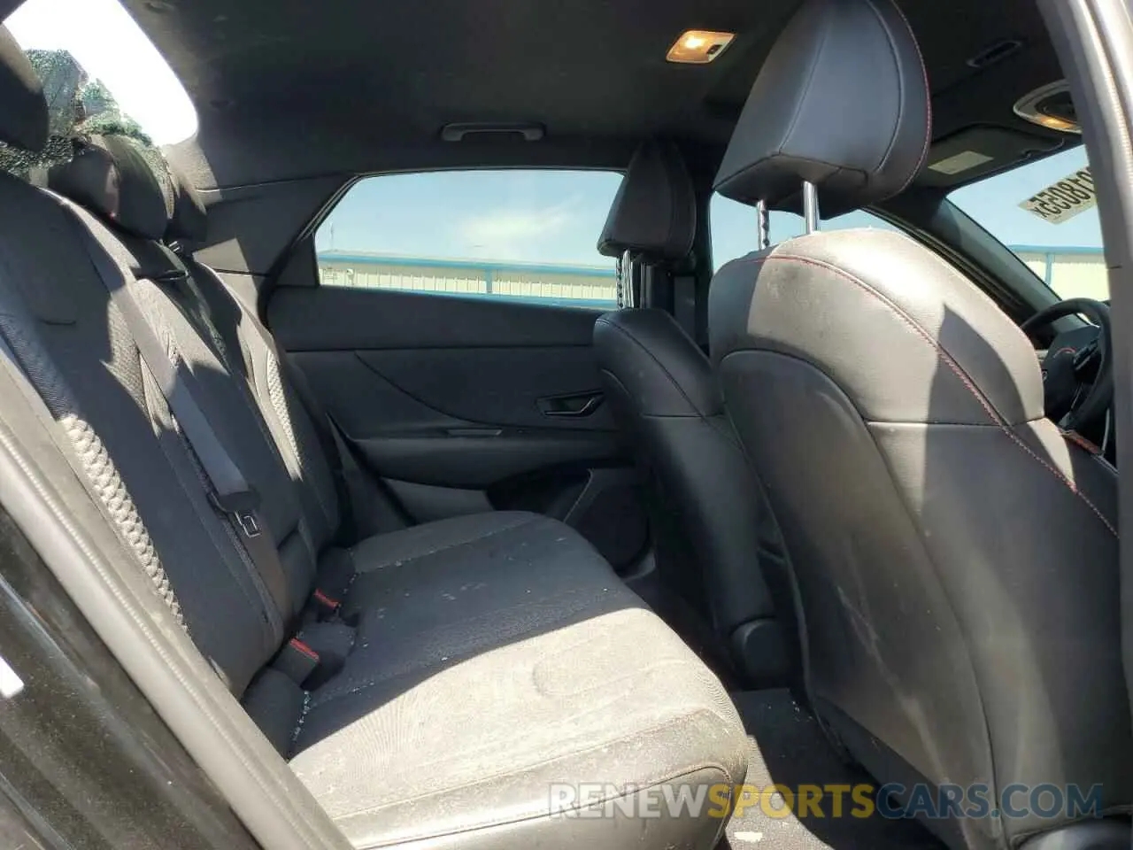 10 Photograph of a damaged car KMHLR4AF2PU625284 HYUNDAI ELANTRA 2023