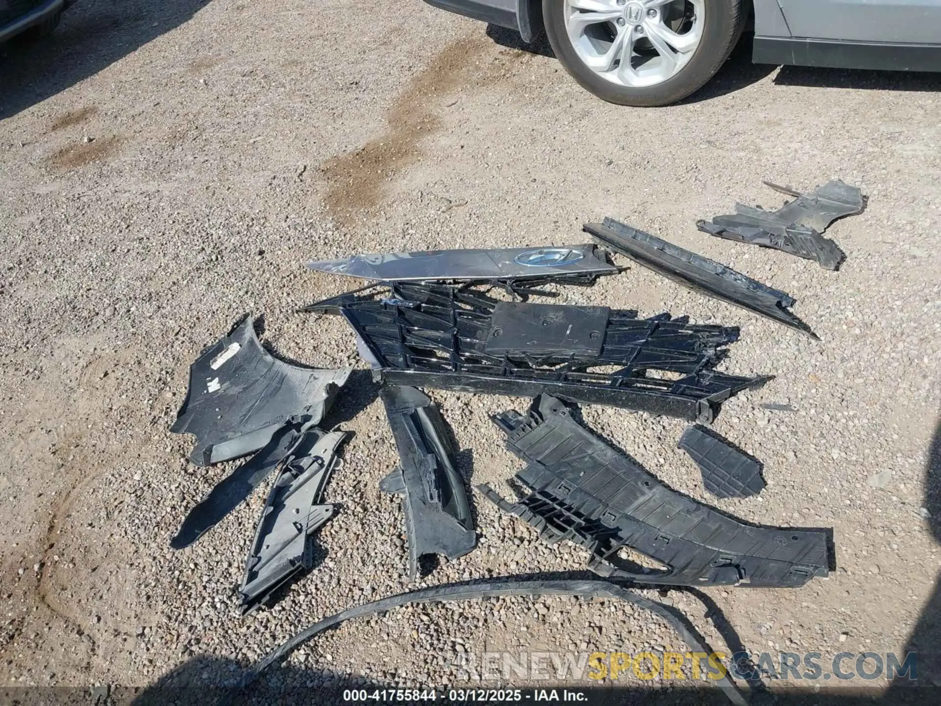 12 Photograph of a damaged car KMHLR4AF4PU545615 HYUNDAI ELANTRA 2023