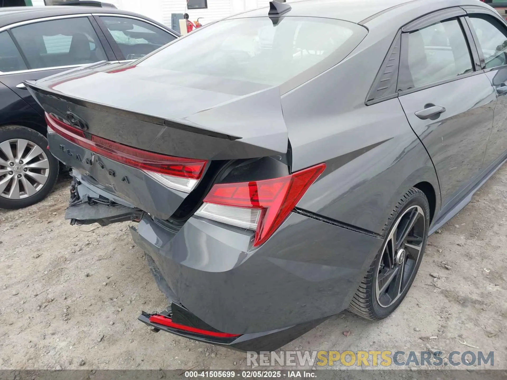 18 Photograph of a damaged car KMHLR4AF6PU581192 HYUNDAI ELANTRA 2023