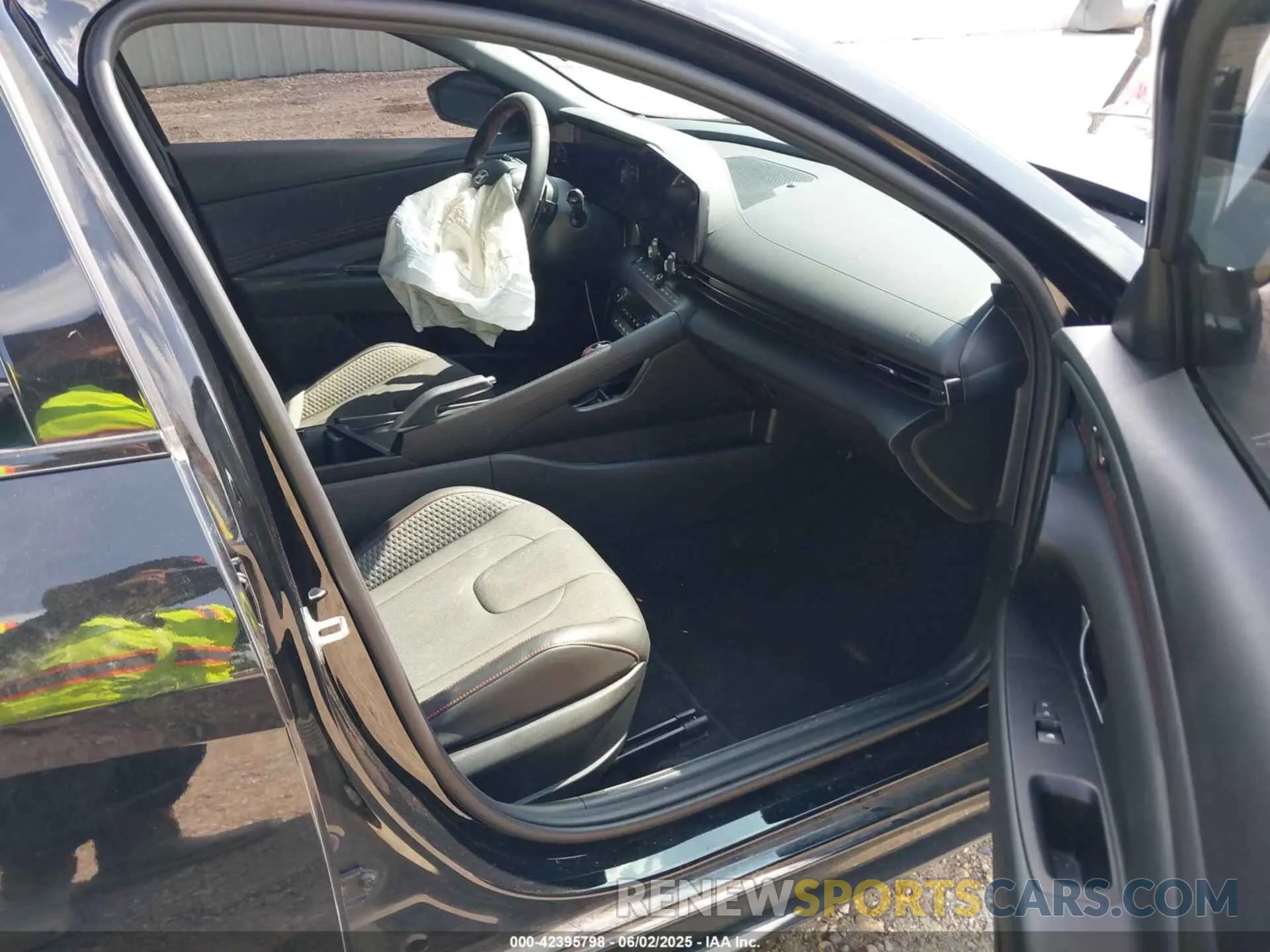 5 Photograph of a damaged car KMHLR4AF7PU628889 HYUNDAI ELANTRA 2023