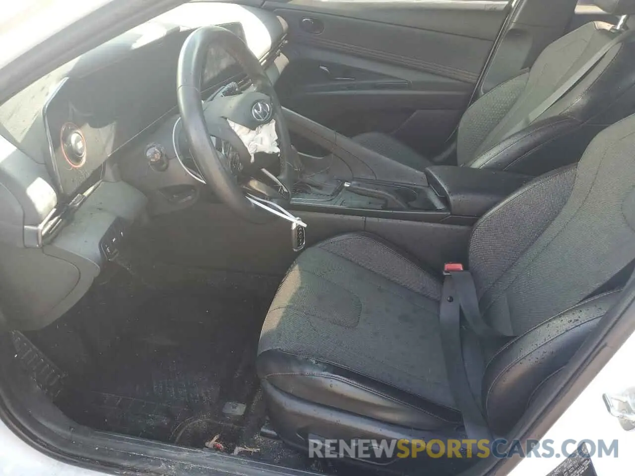 7 Photograph of a damaged car KMHLR4AF8PU558285 HYUNDAI ELANTRA 2023