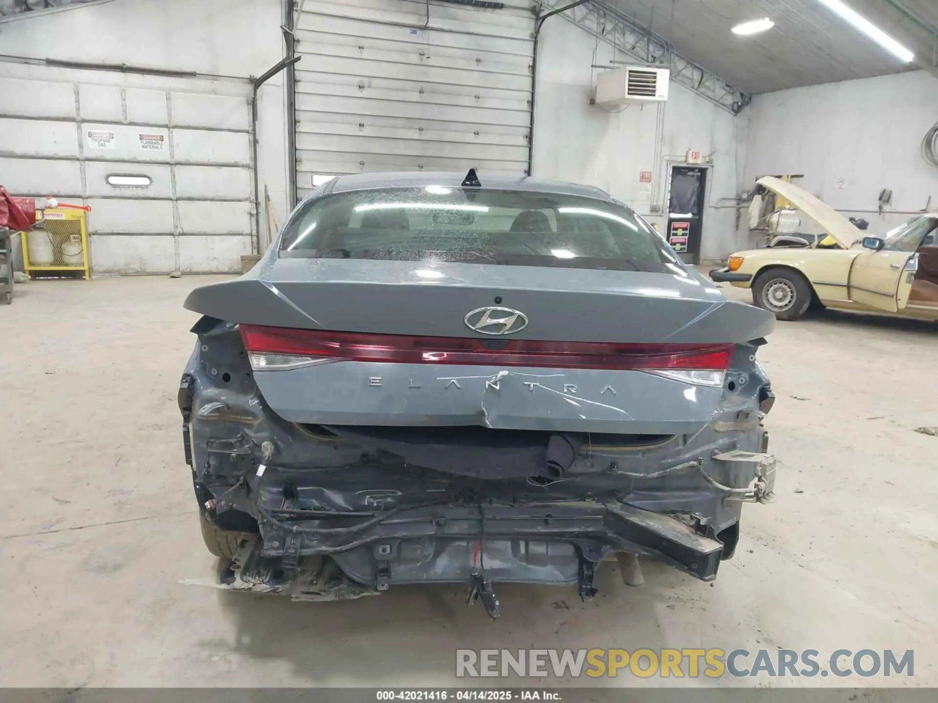 16 Photograph of a damaged car KMHLS4AG0PU410399 HYUNDAI ELANTRA 2023