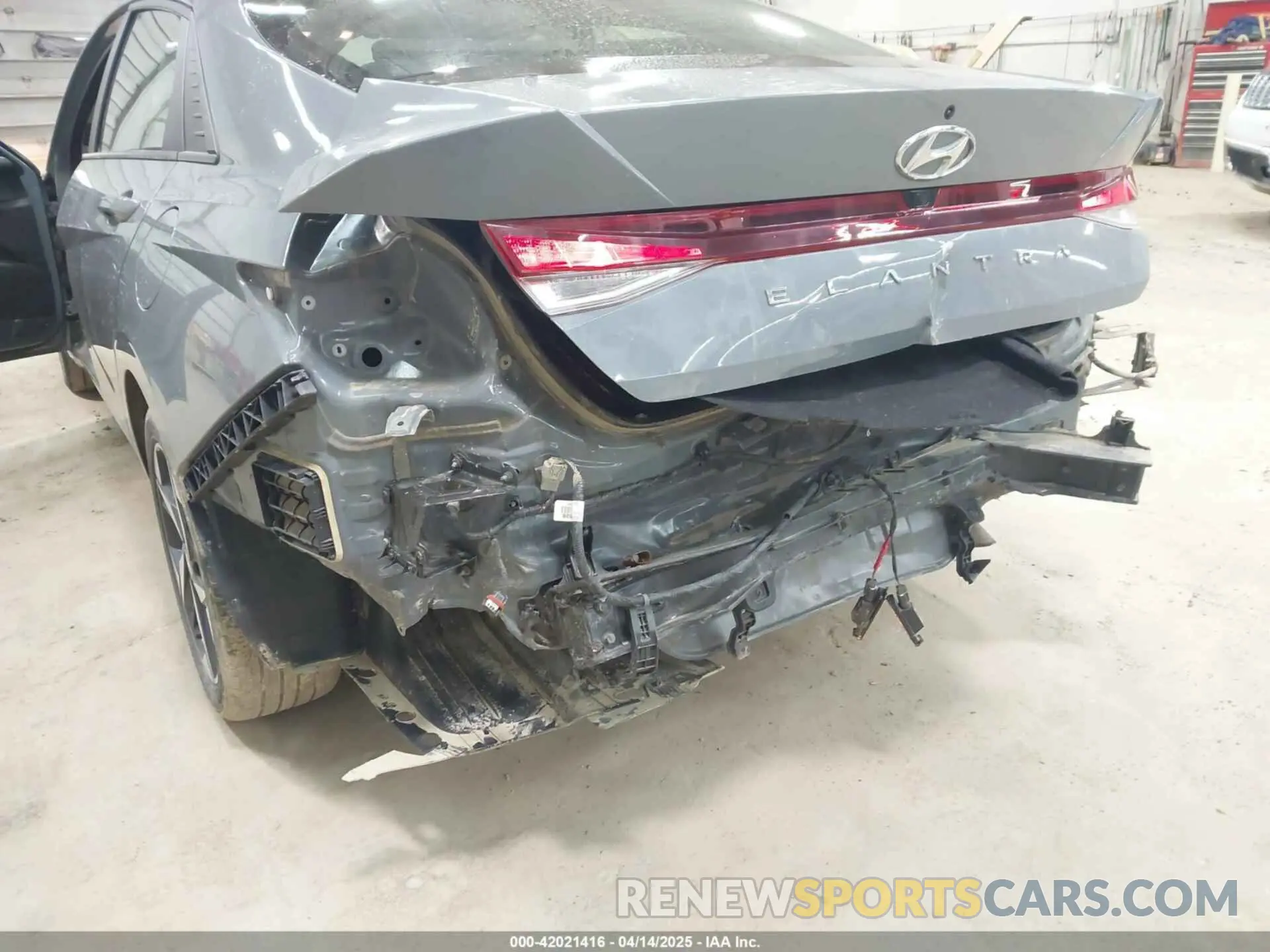 6 Photograph of a damaged car KMHLS4AG0PU410399 HYUNDAI ELANTRA 2023