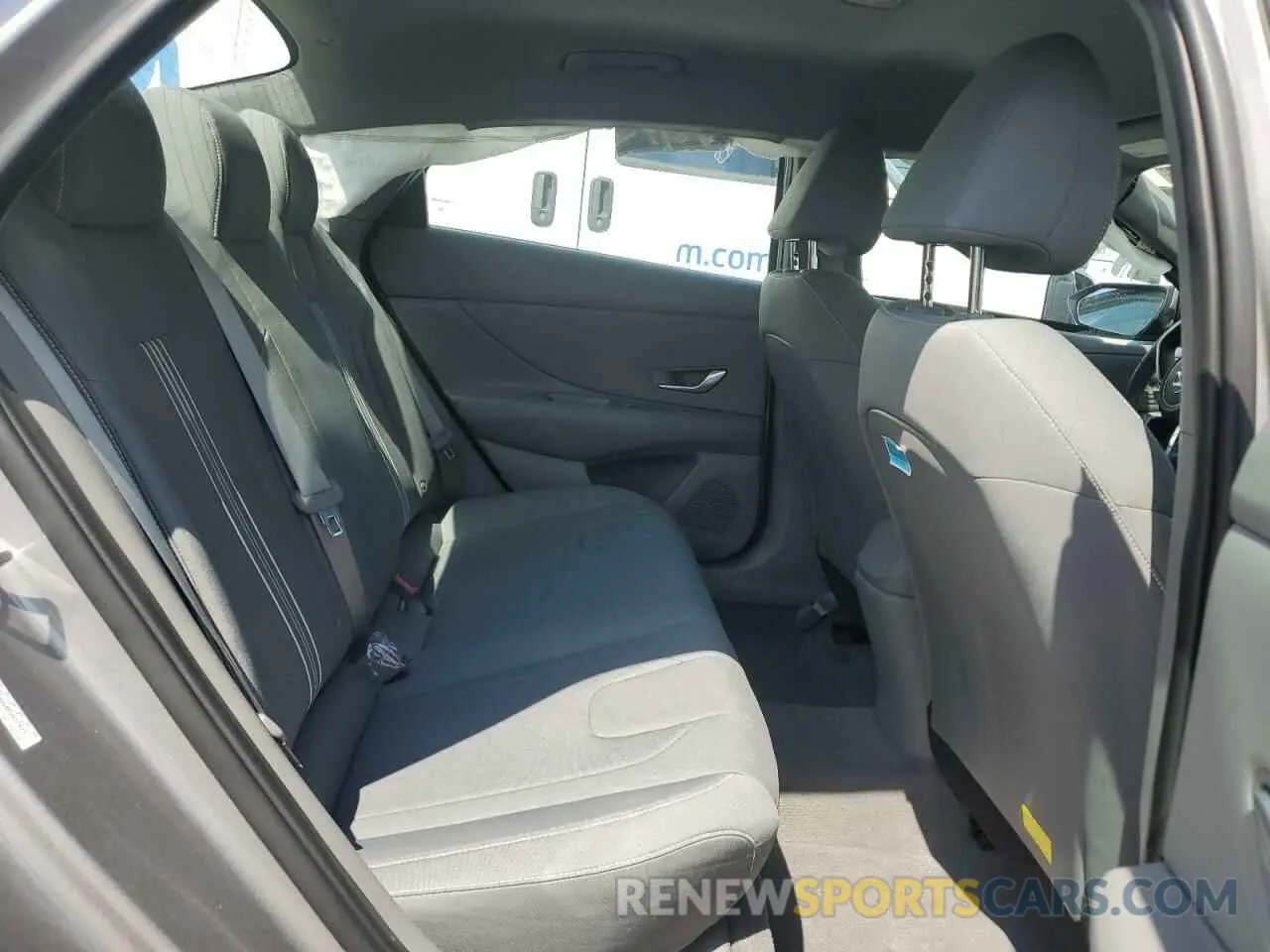 10 Photograph of a damaged car KMHLS4AG0PU417823 HYUNDAI ELANTRA 2023