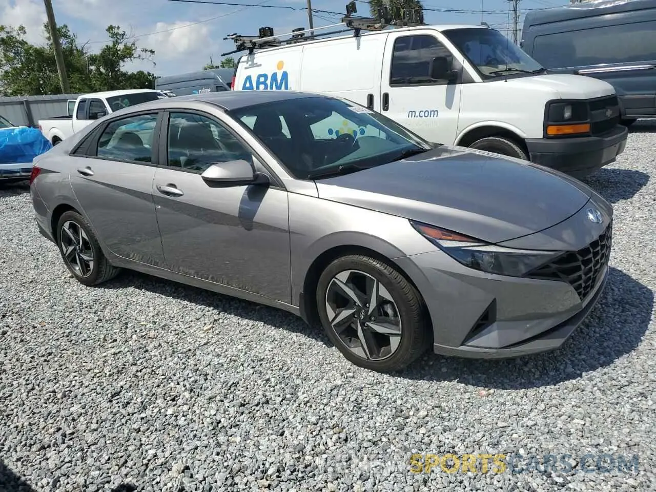 4 Photograph of a damaged car KMHLS4AG0PU417823 HYUNDAI ELANTRA 2023