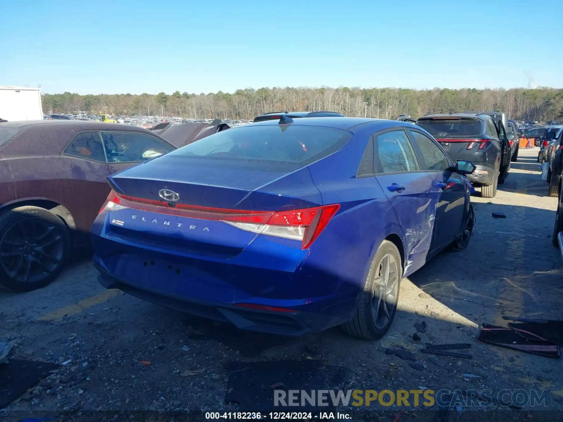 4 Photograph of a damaged car KMHLS4AG0PU486415 HYUNDAI ELANTRA 2023