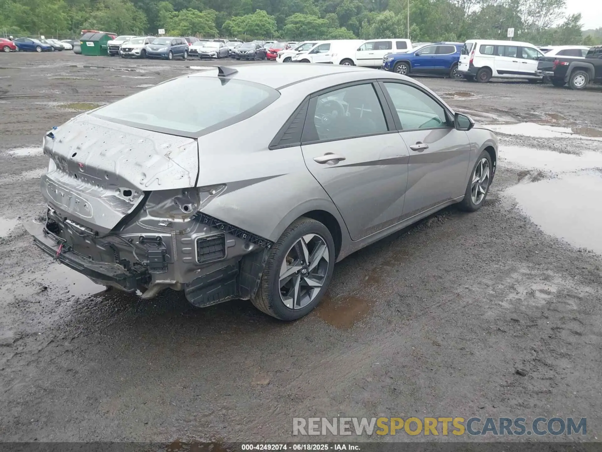 4 Photograph of a damaged car KMHLS4AG0PU571156 HYUNDAI ELANTRA 2023