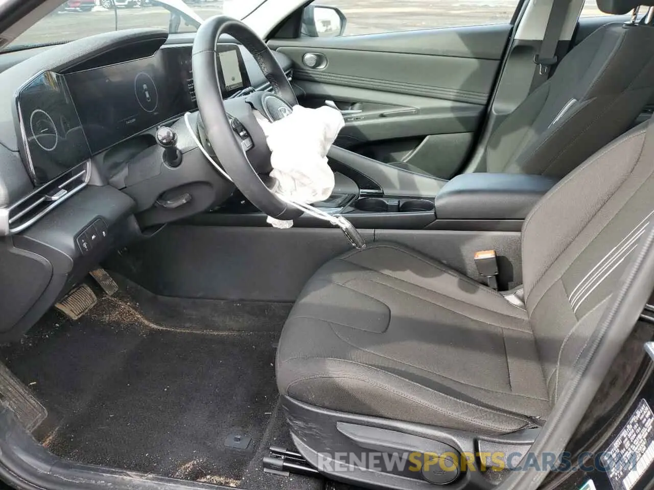 7 Photograph of a damaged car KMHLS4AG0PU583047 HYUNDAI ELANTRA 2023