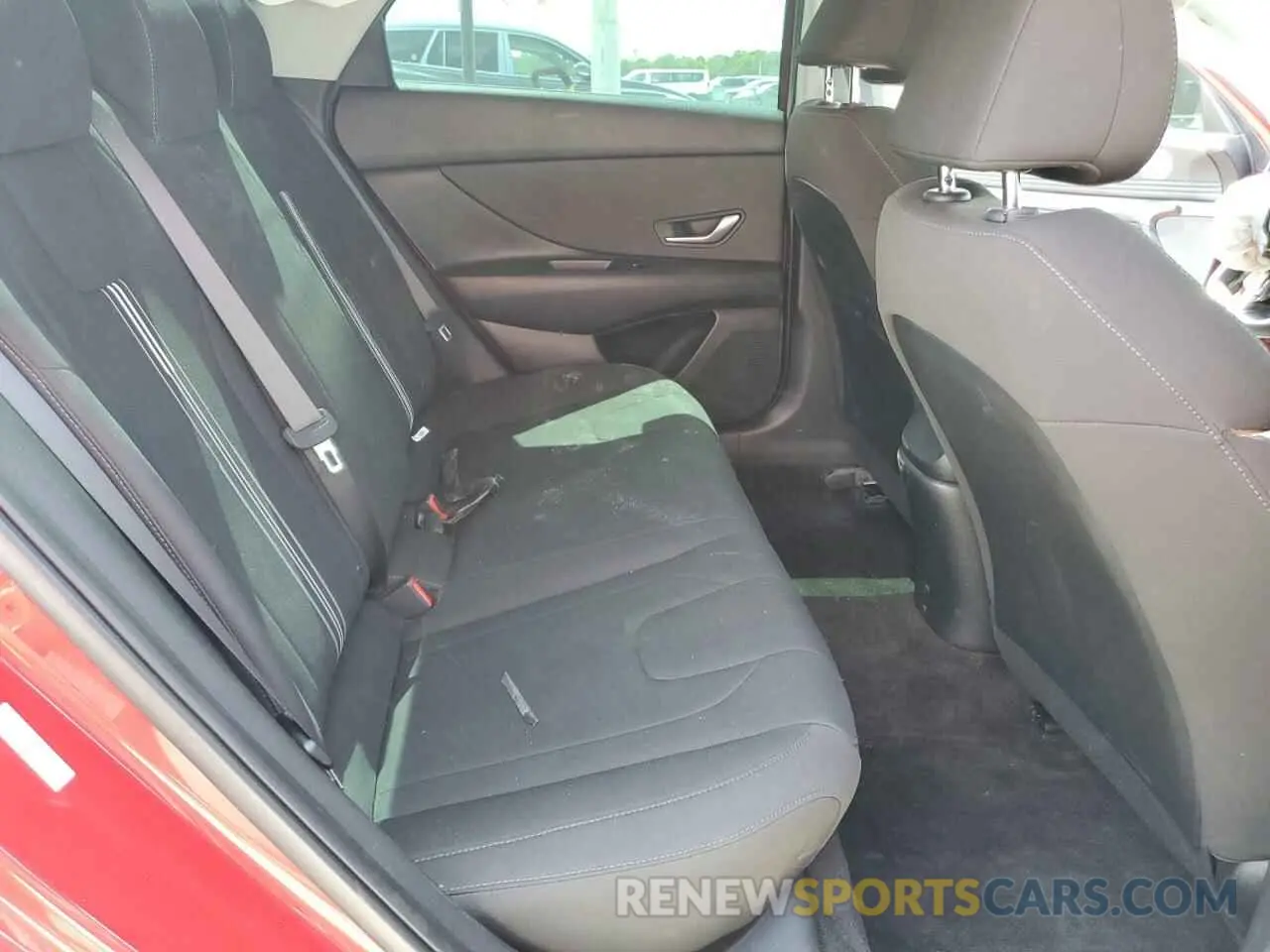 10 Photograph of a damaged car KMHLS4AG1PU435568 HYUNDAI ELANTRA 2023