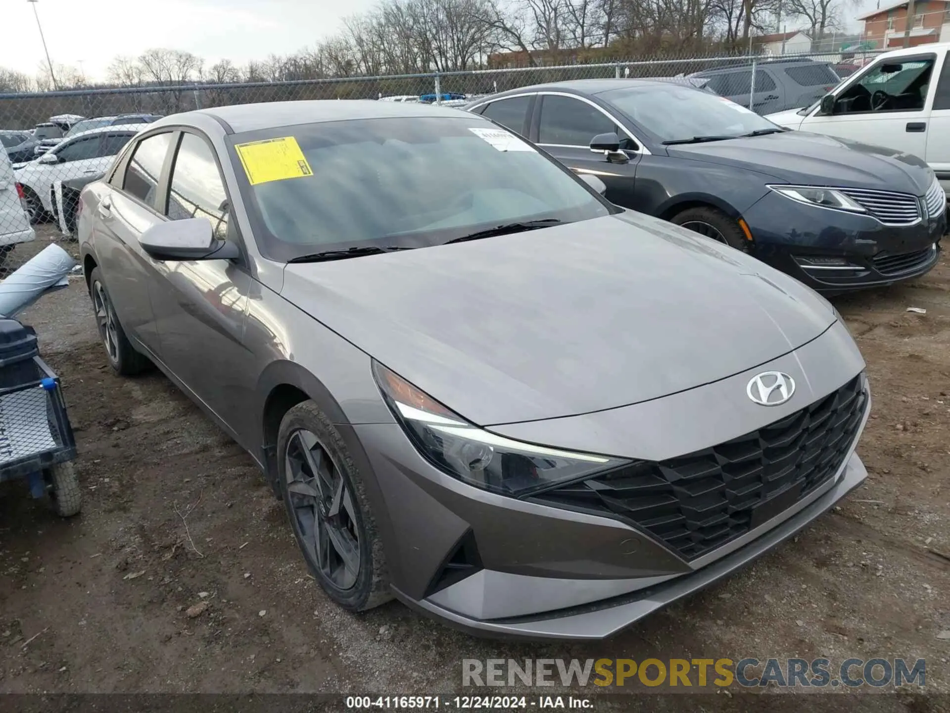 1 Photograph of a damaged car KMHLS4AG1PU550168 HYUNDAI ELANTRA 2023