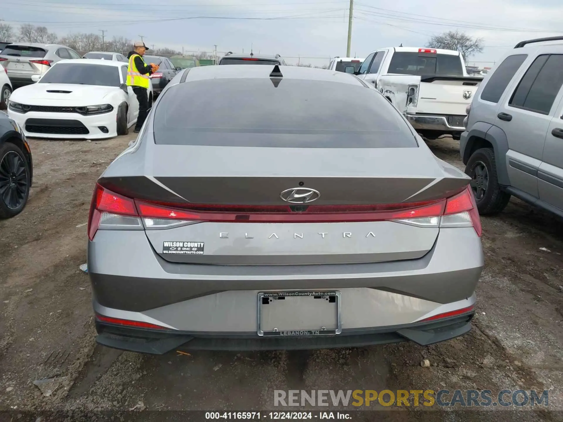 16 Photograph of a damaged car KMHLS4AG1PU550168 HYUNDAI ELANTRA 2023