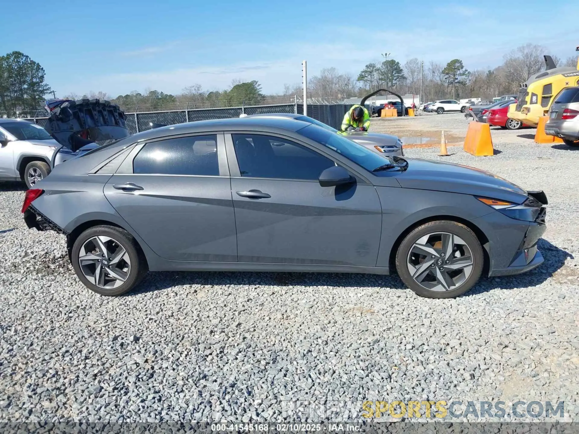 14 Photograph of a damaged car KMHLS4AG1PU567889 HYUNDAI ELANTRA 2023