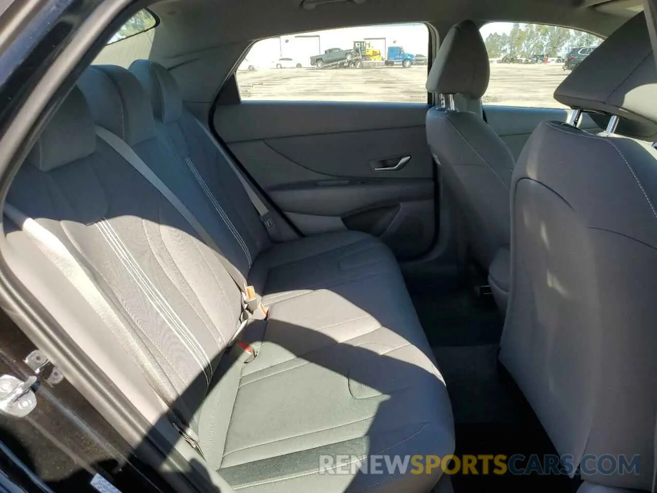 10 Photograph of a damaged car KMHLS4AG1PU591772 HYUNDAI ELANTRA 2023