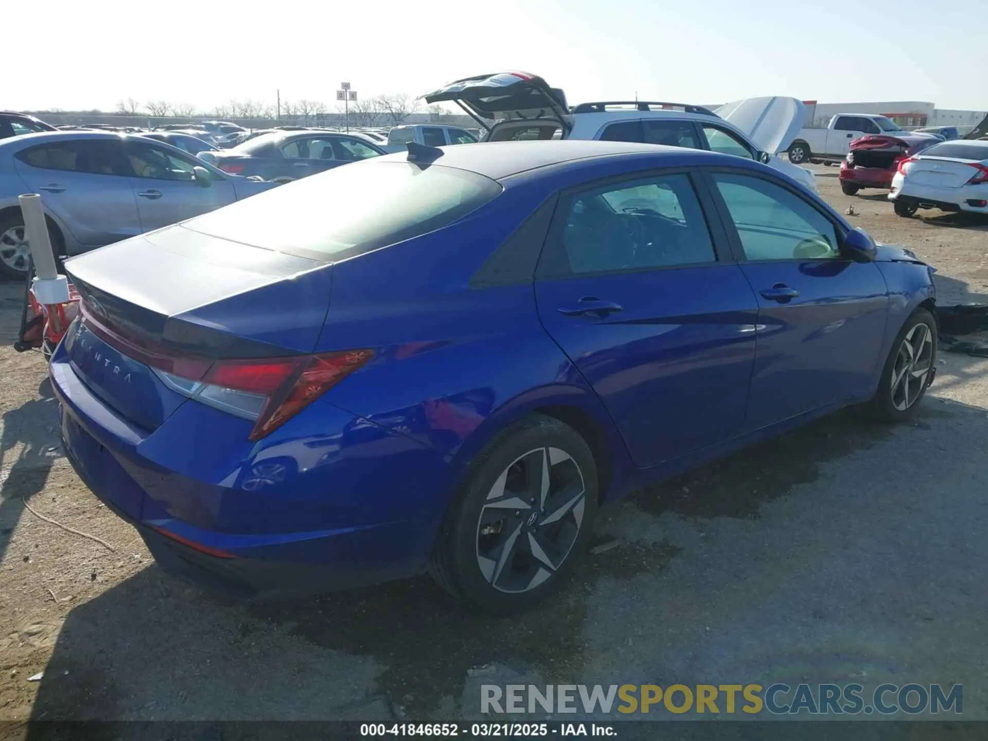 4 Photograph of a damaged car KMHLS4AG1PU597474 HYUNDAI ELANTRA 2023