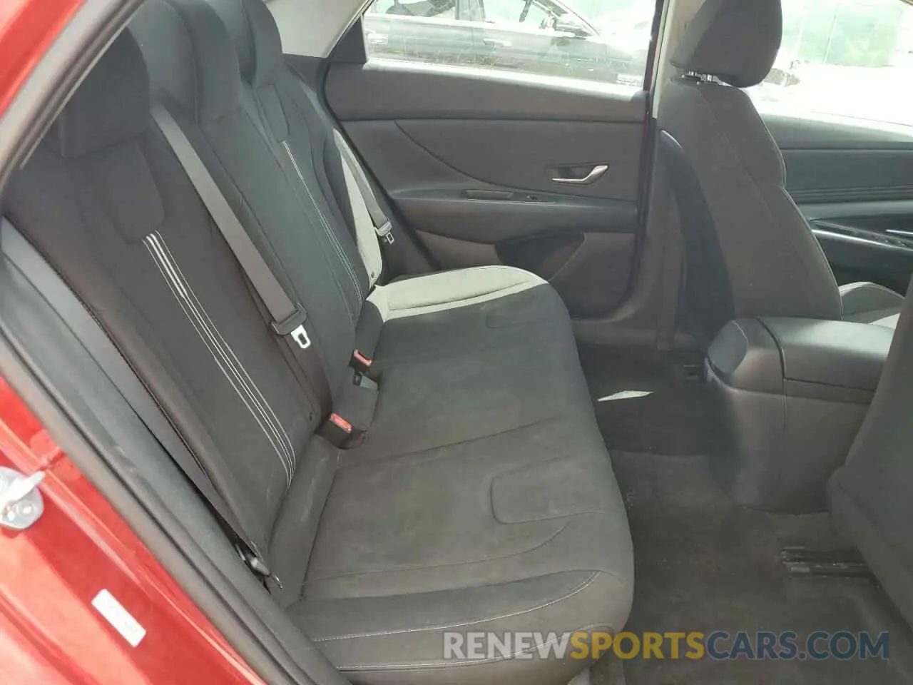 10 Photograph of a damaged car KMHLS4AG1PU631817 HYUNDAI ELANTRA 2023