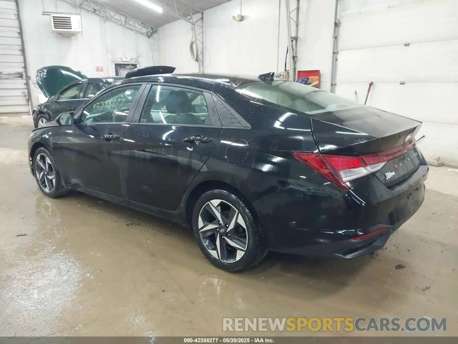 3 Photograph of a damaged car KMHLS4AG2PU436700 HYUNDAI ELANTRA 2023