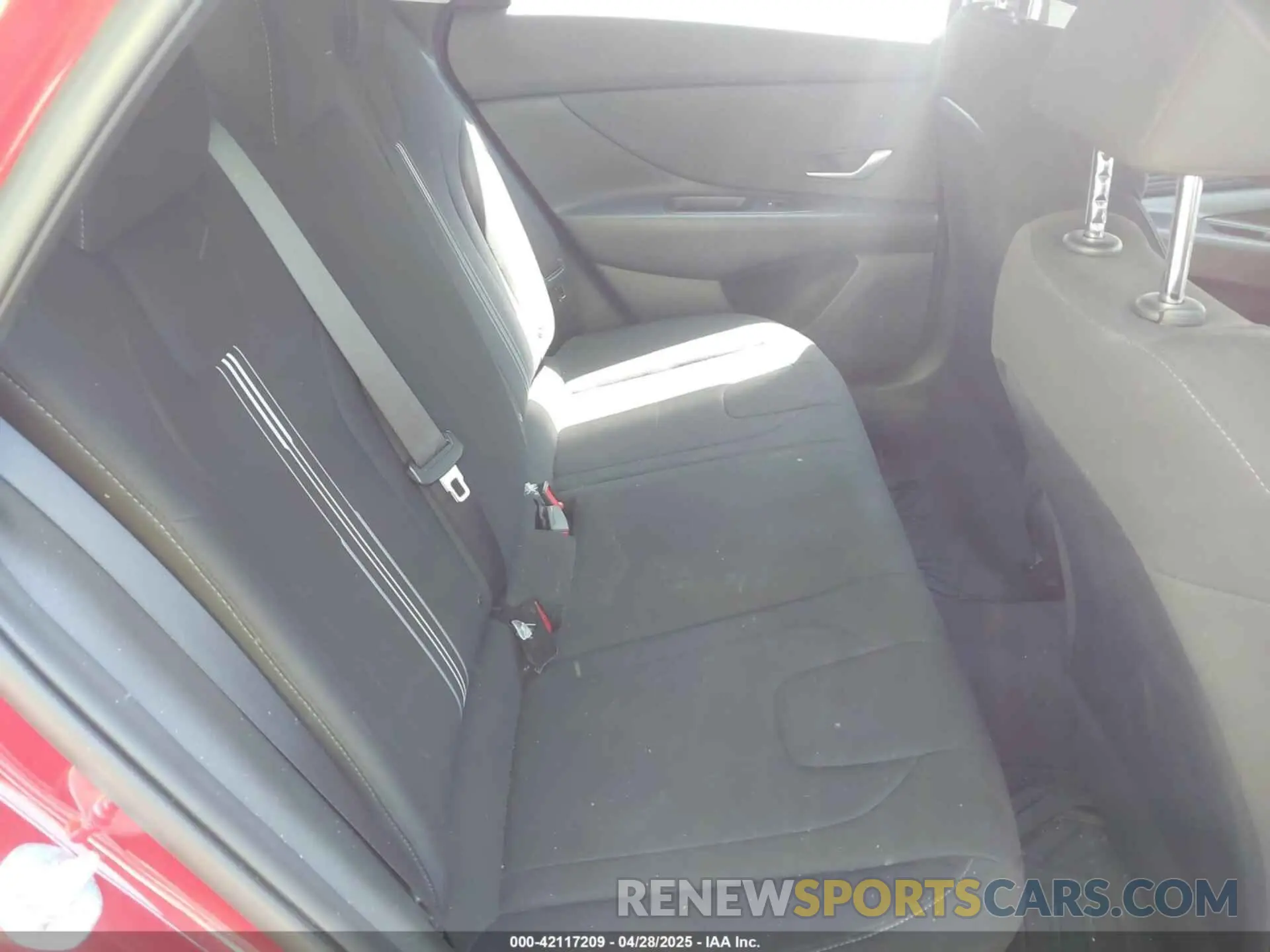 8 Photograph of a damaged car KMHLS4AG2PU489932 HYUNDAI ELANTRA 2023